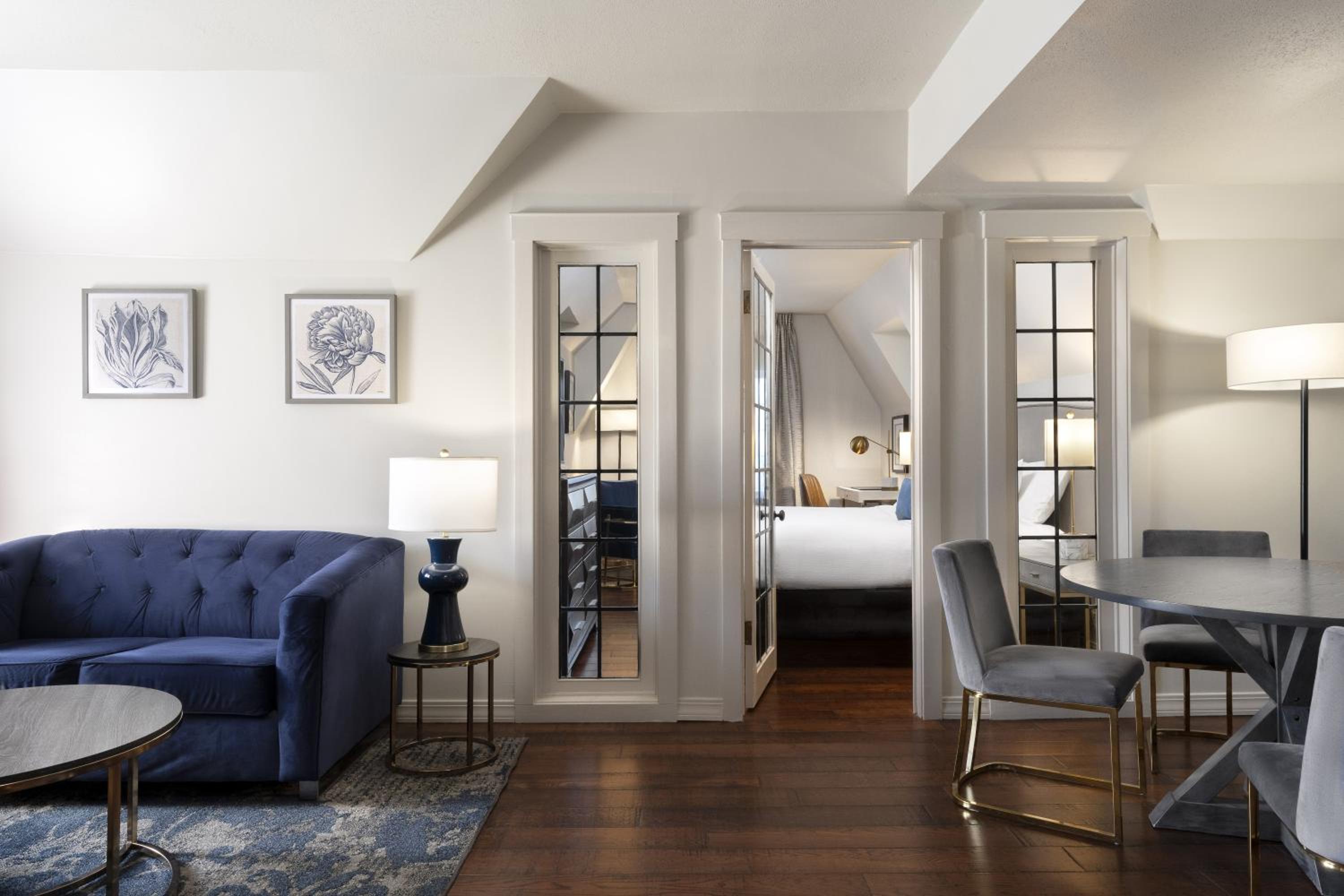 Large Queen Room - Photo 1