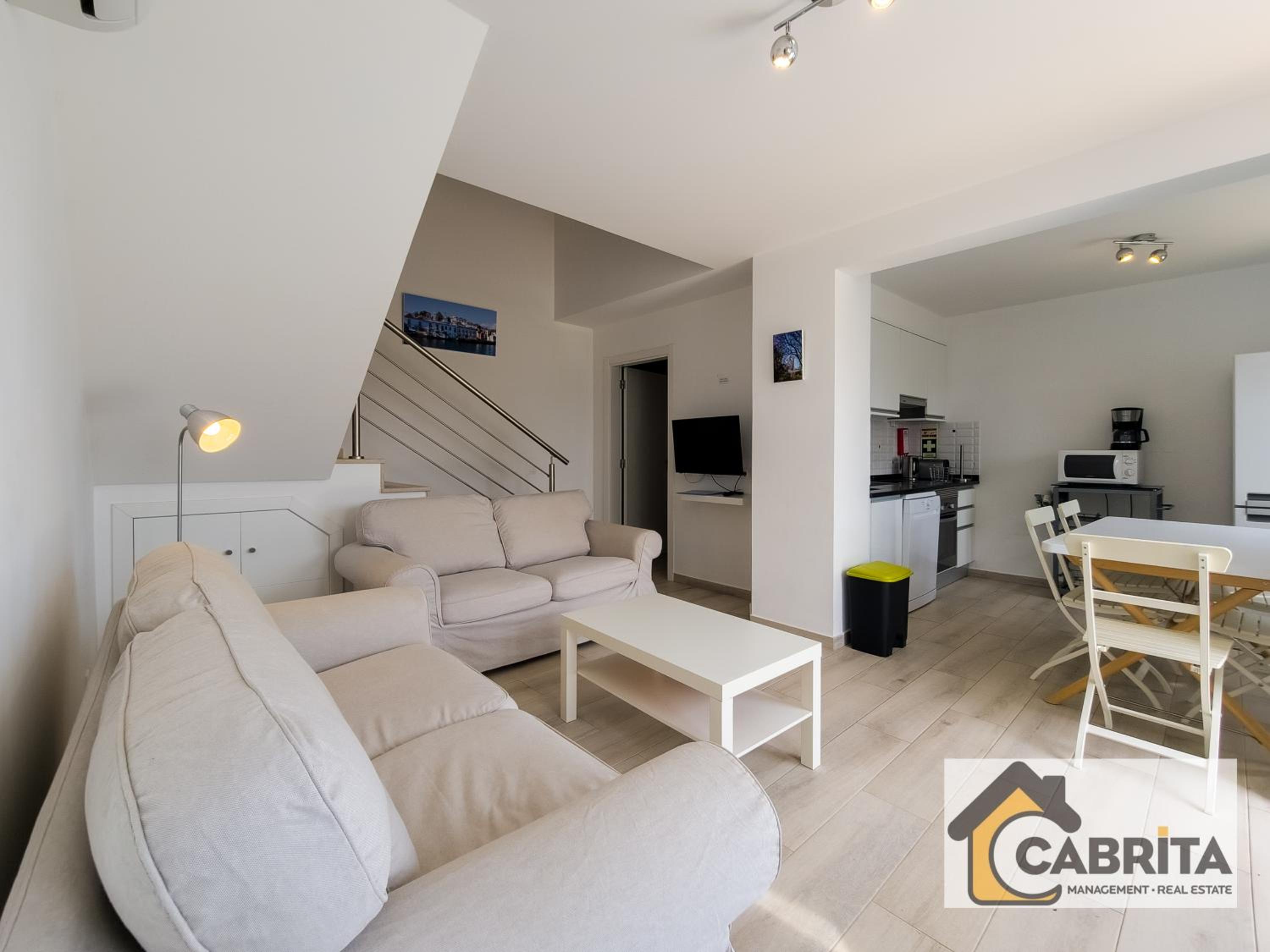 Three-Bedroom Apartment photo 1