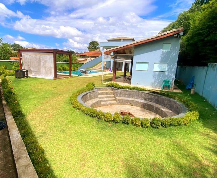 Seven-Bedroom House photo 3