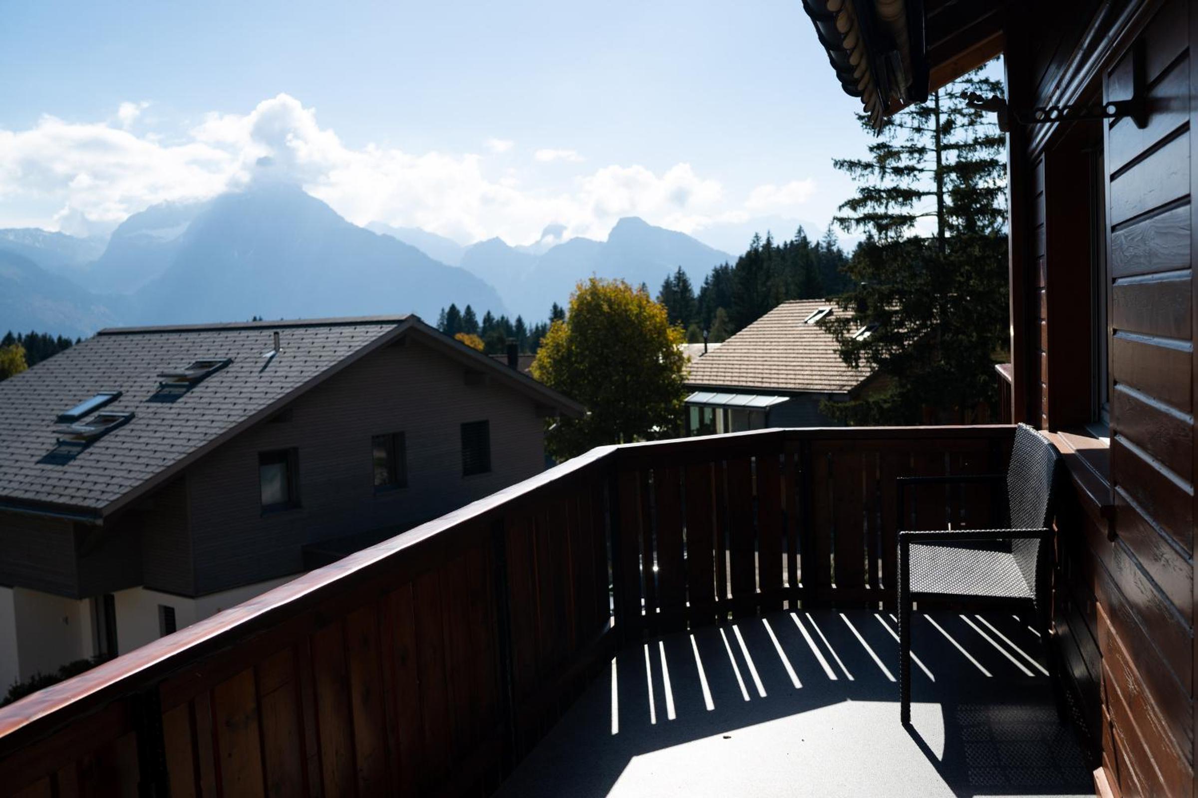 Apartment with Mountain View photo 3