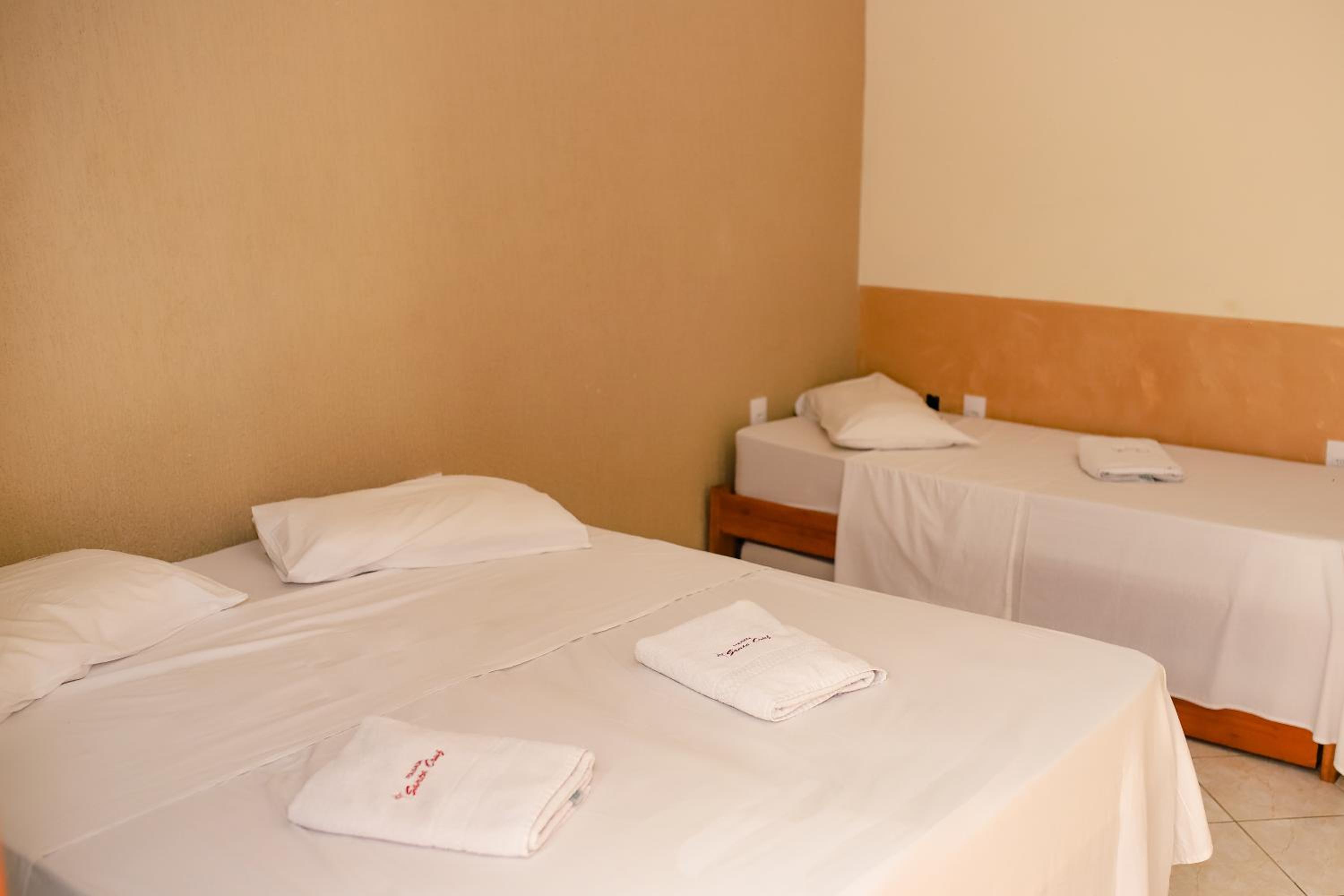 Quadruple Room with Private Bathroom photo 1