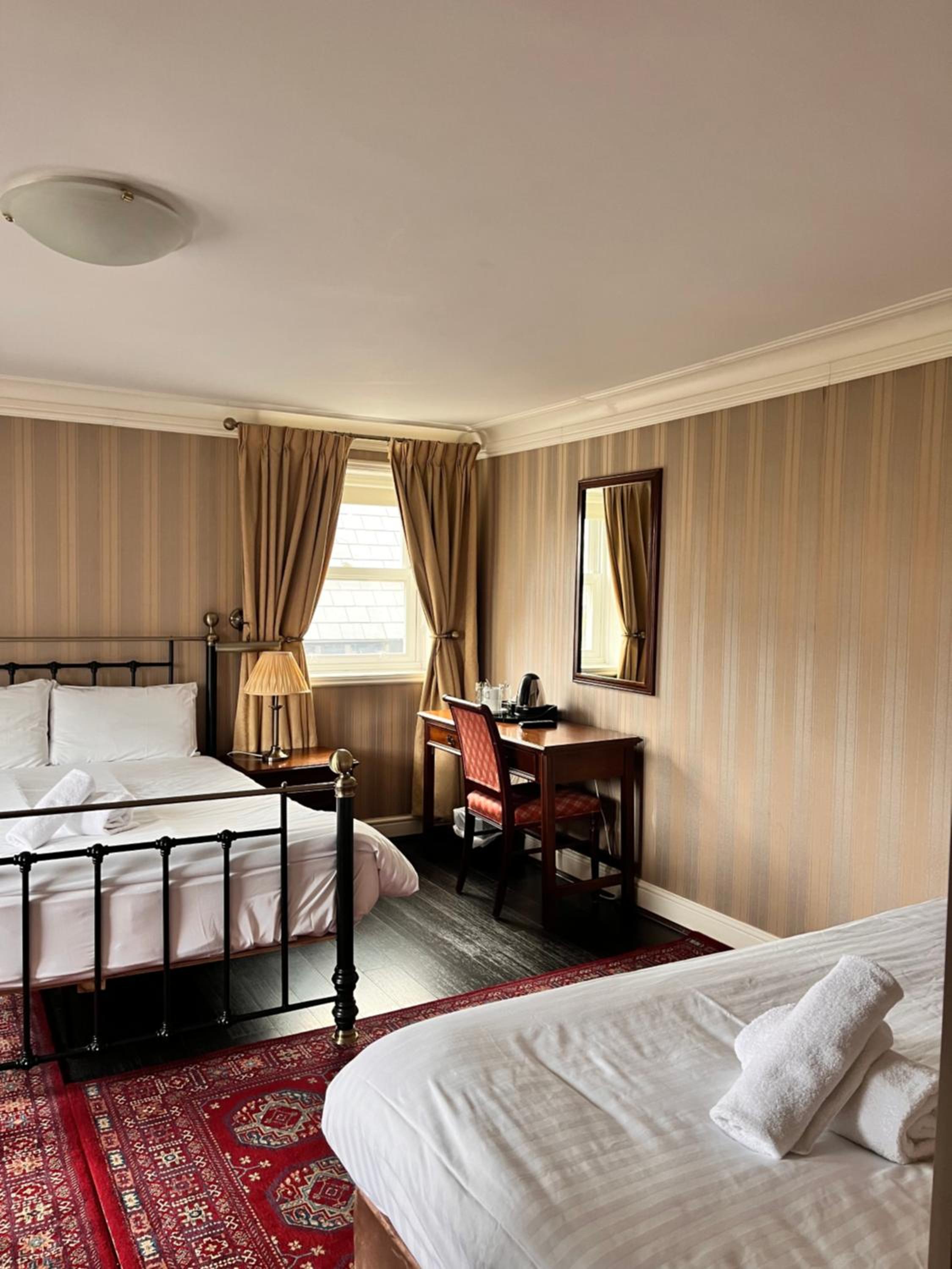 Superior Twin Room photo 3