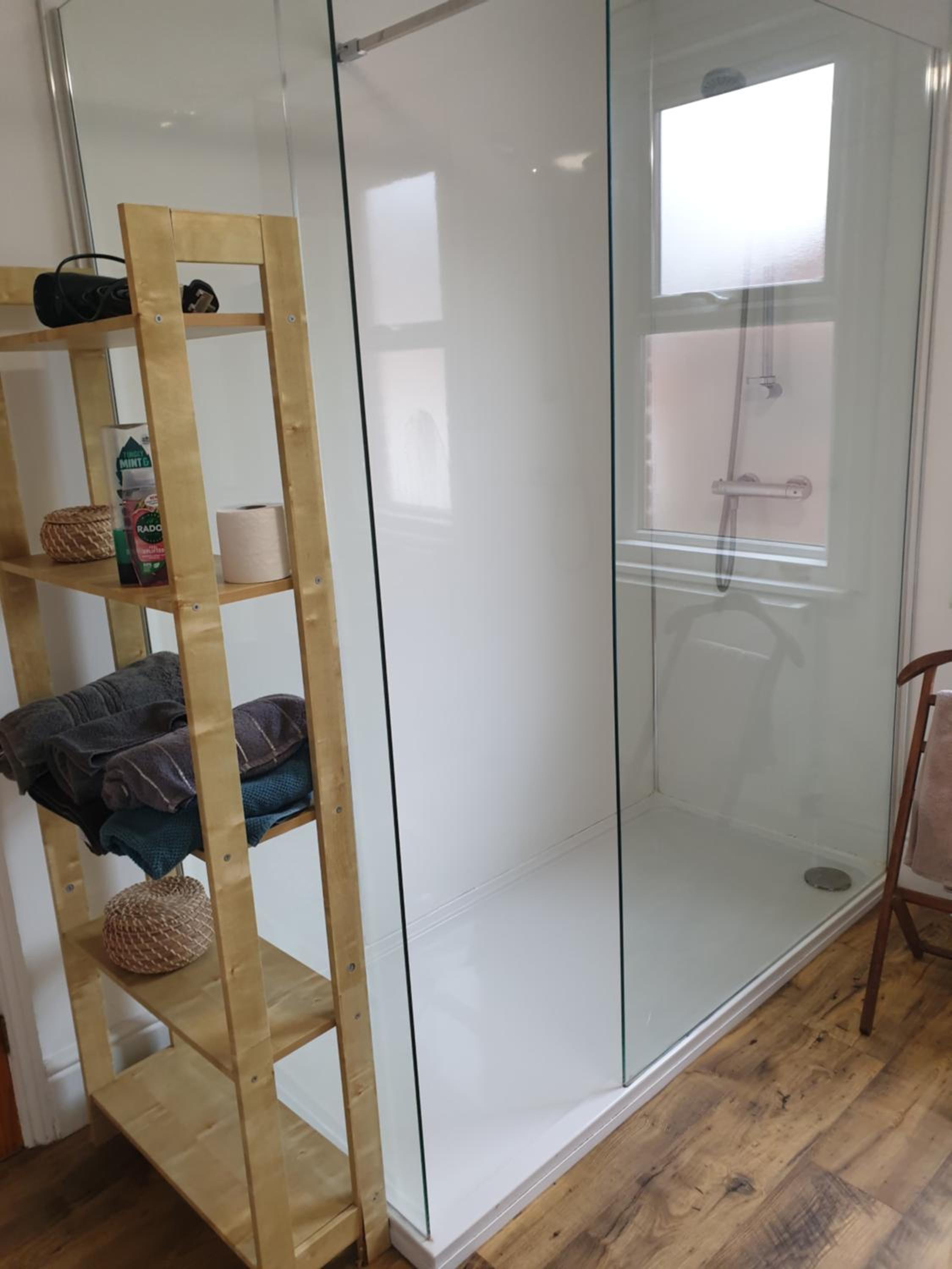 Three-Bedroom House photo 2