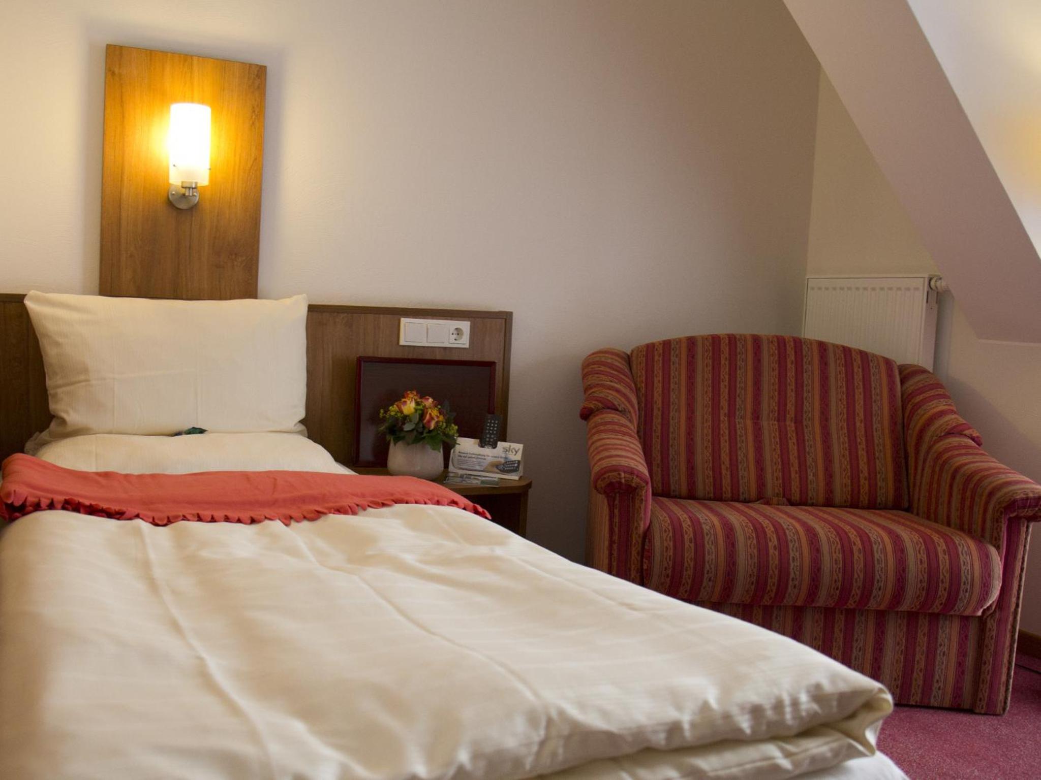Standard Single Room