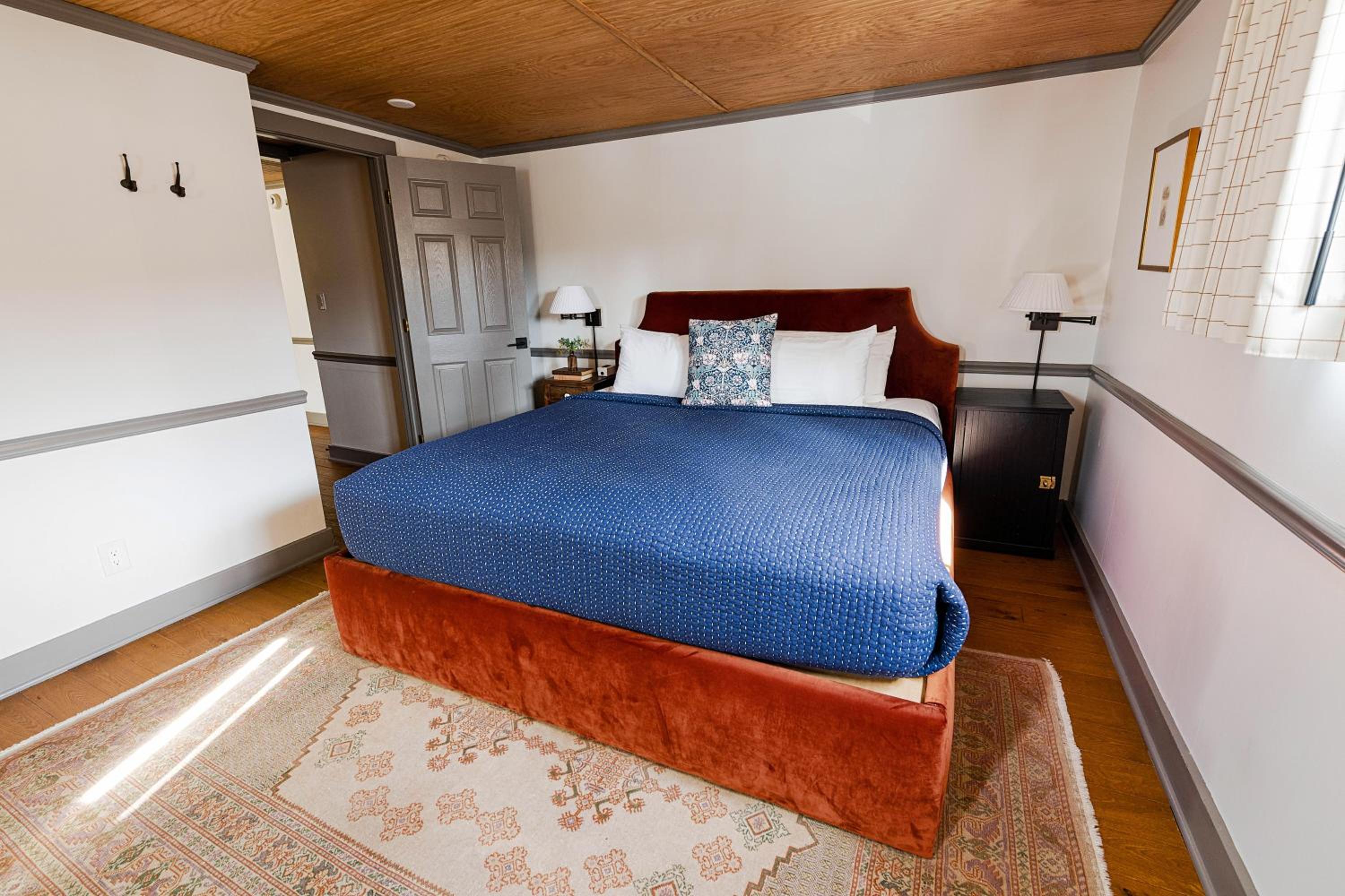 The Tamarack King Suite - Photo 1