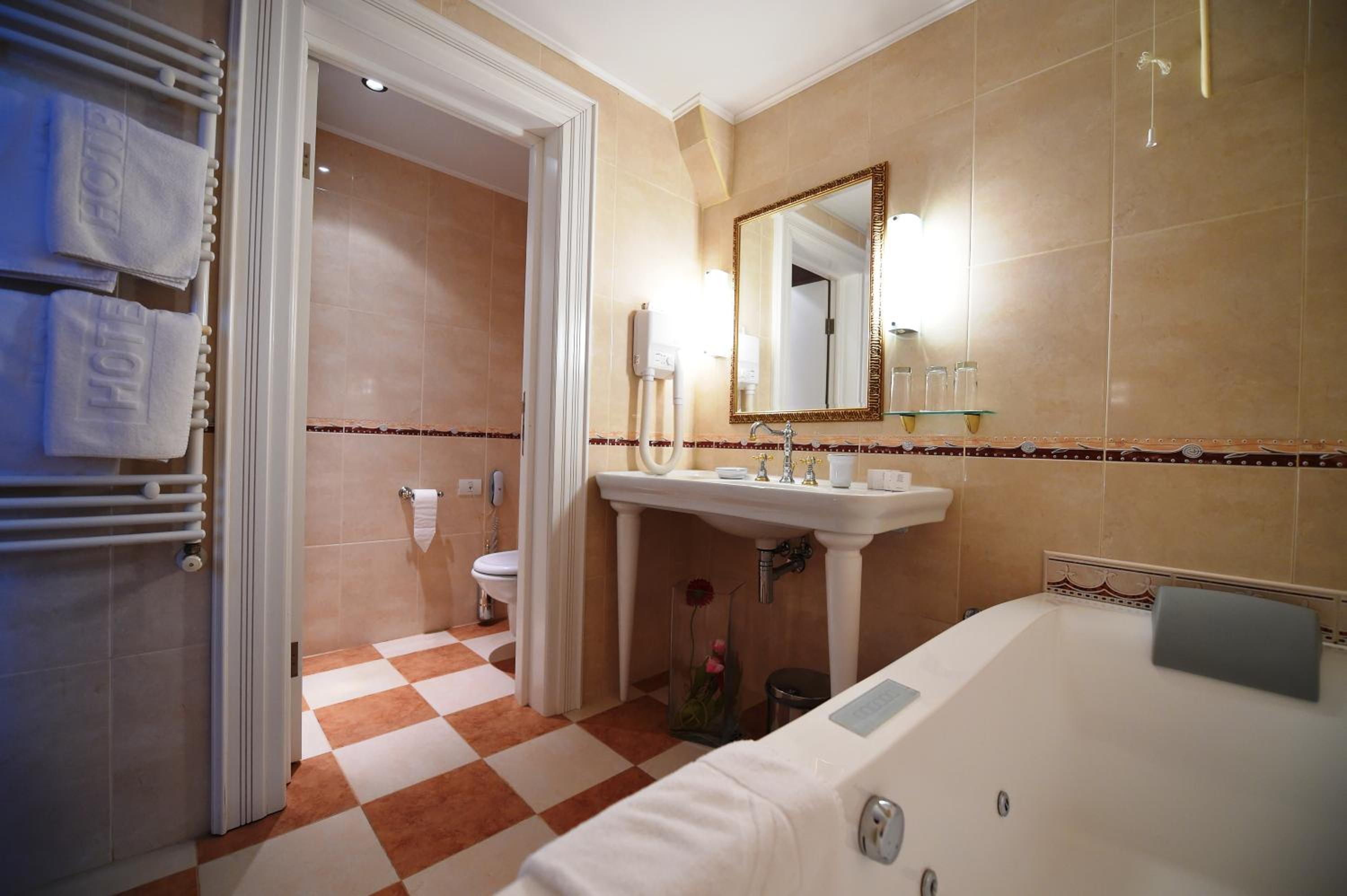 Suite with Fortress View photo 2