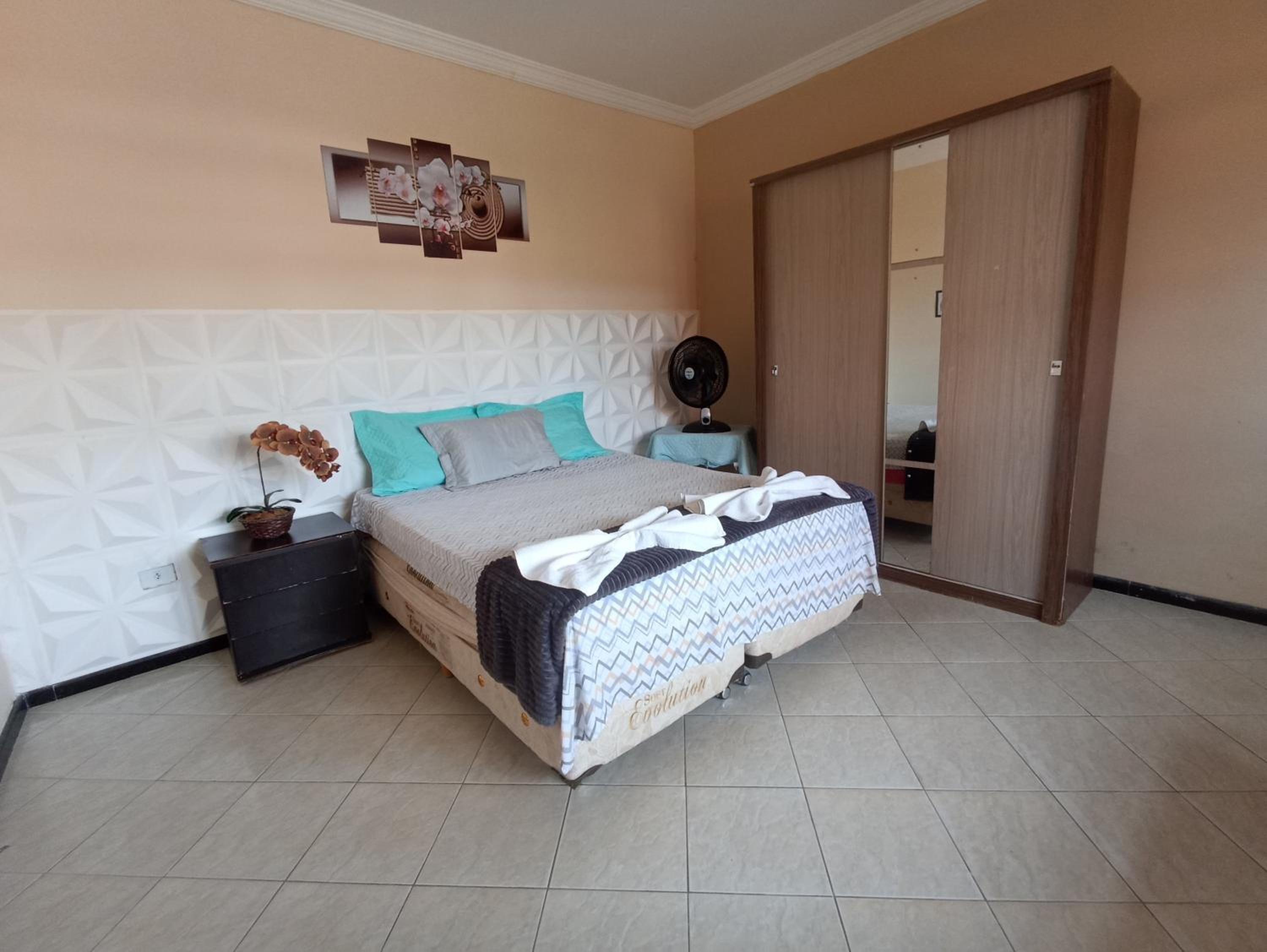 Triple Room with Private Bathroom - Photo 1