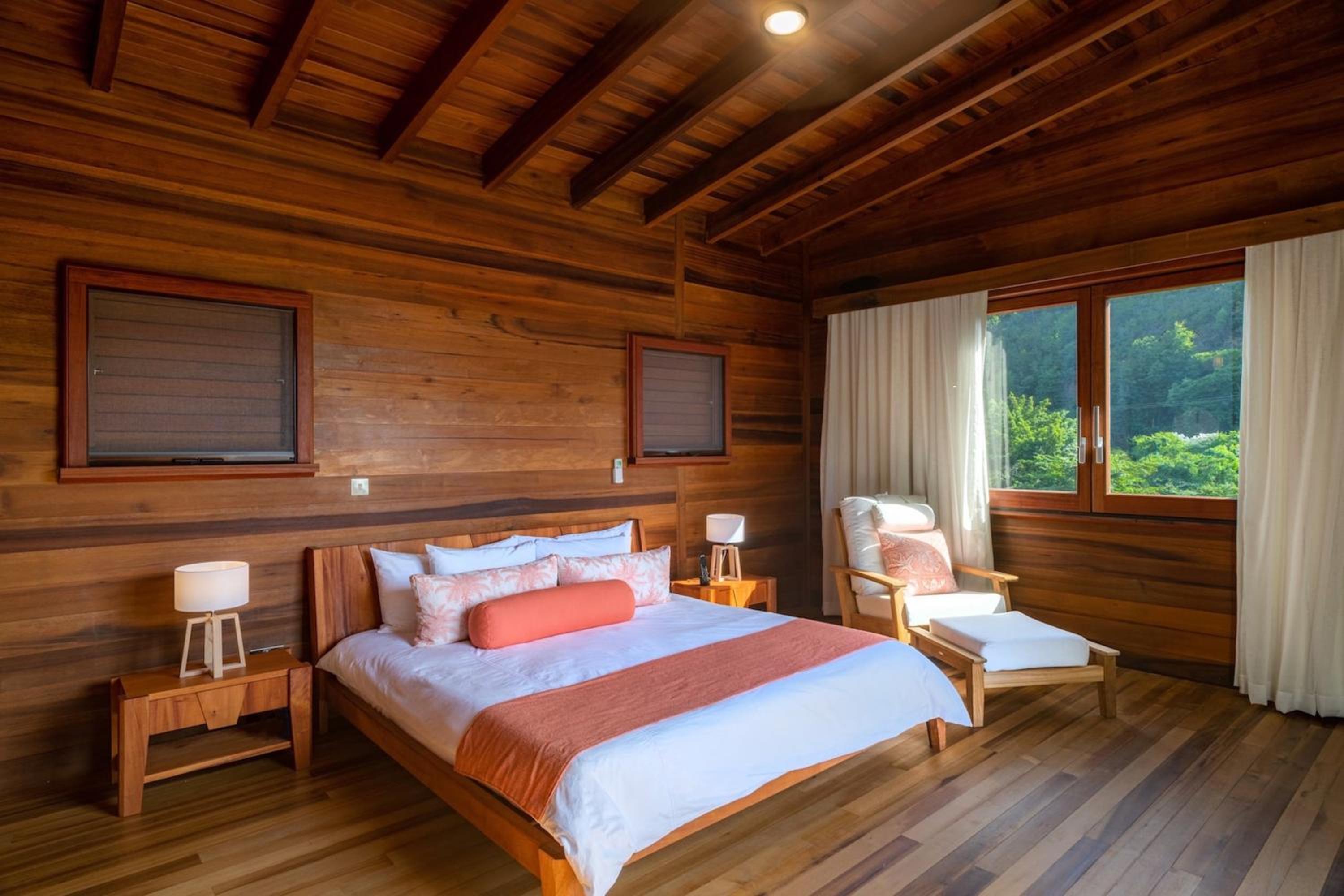 Villa photo 3