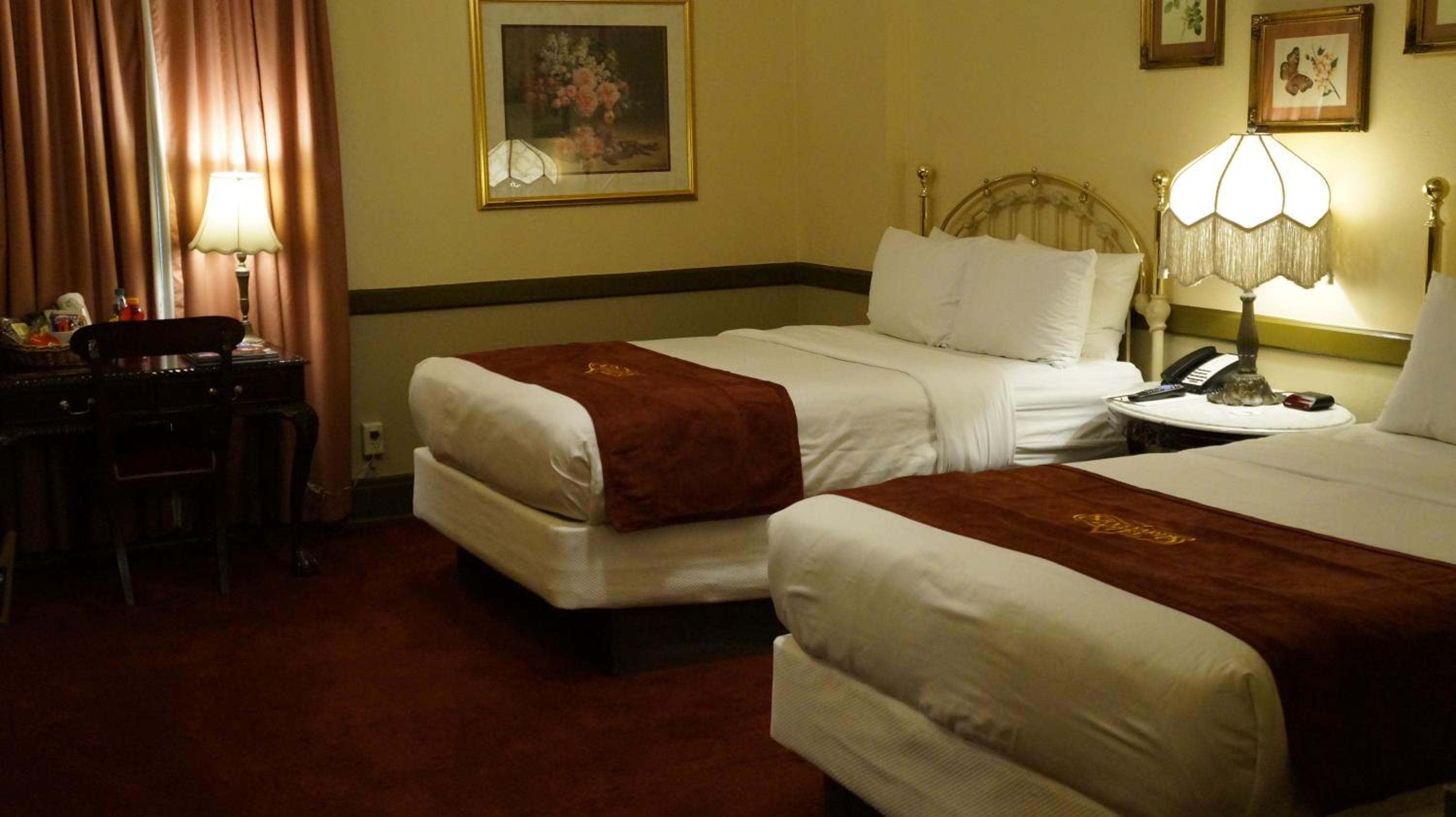 Double Room with Two Double Beds - Non-Smoking photo 3