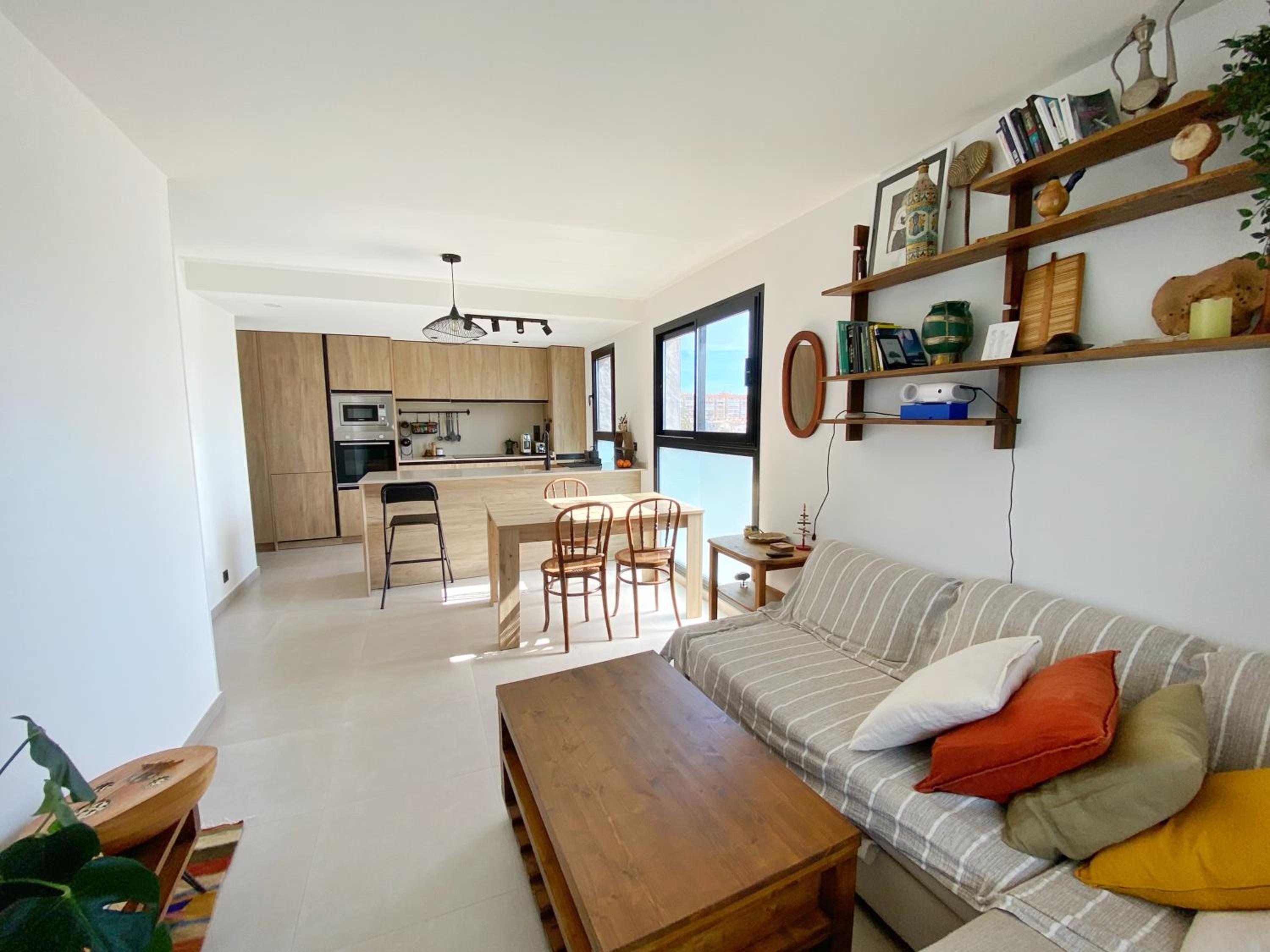 Three-Bedroom Apartment photo 2