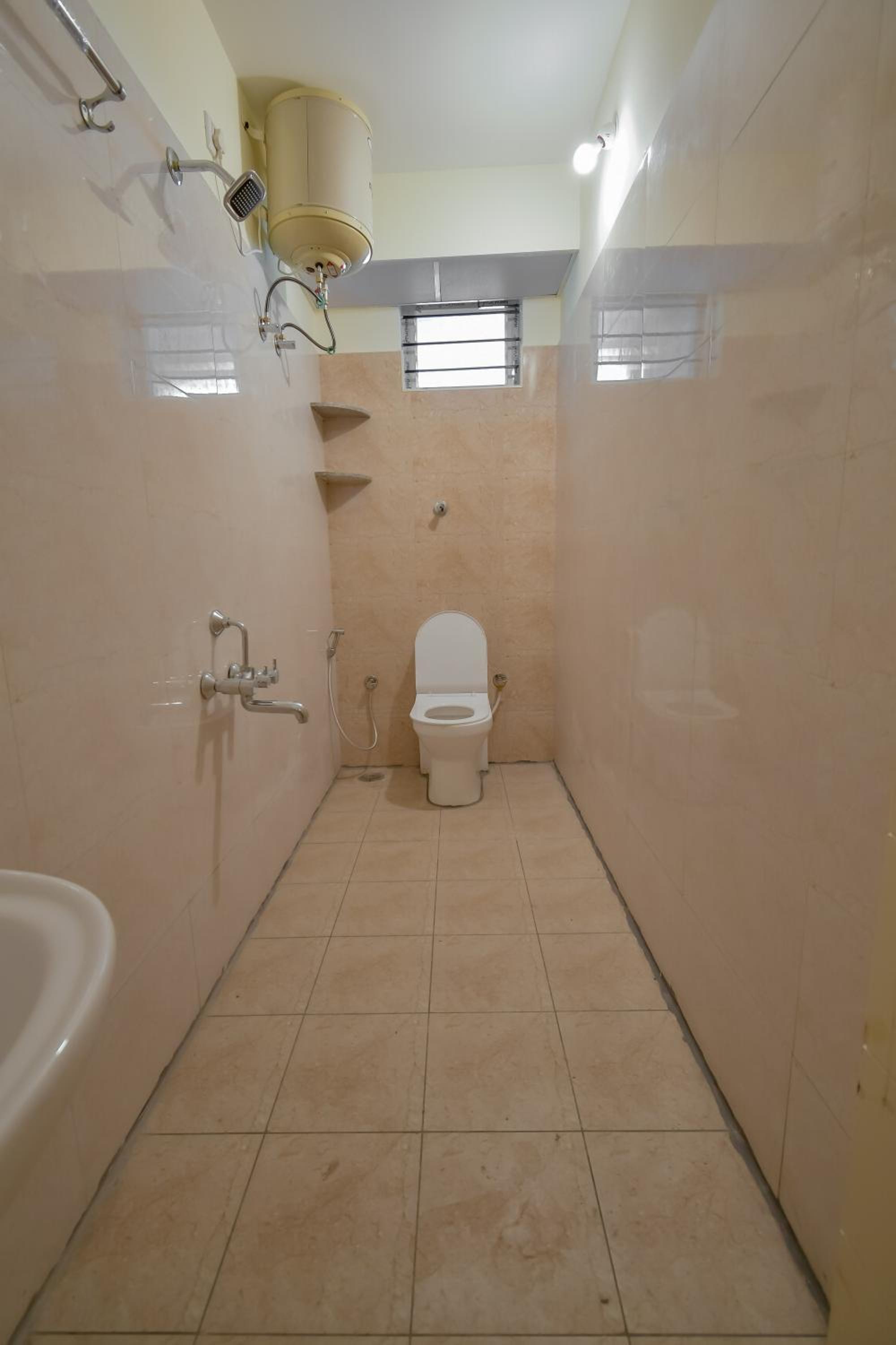 Two-Bedroom Apartment - Photo 23