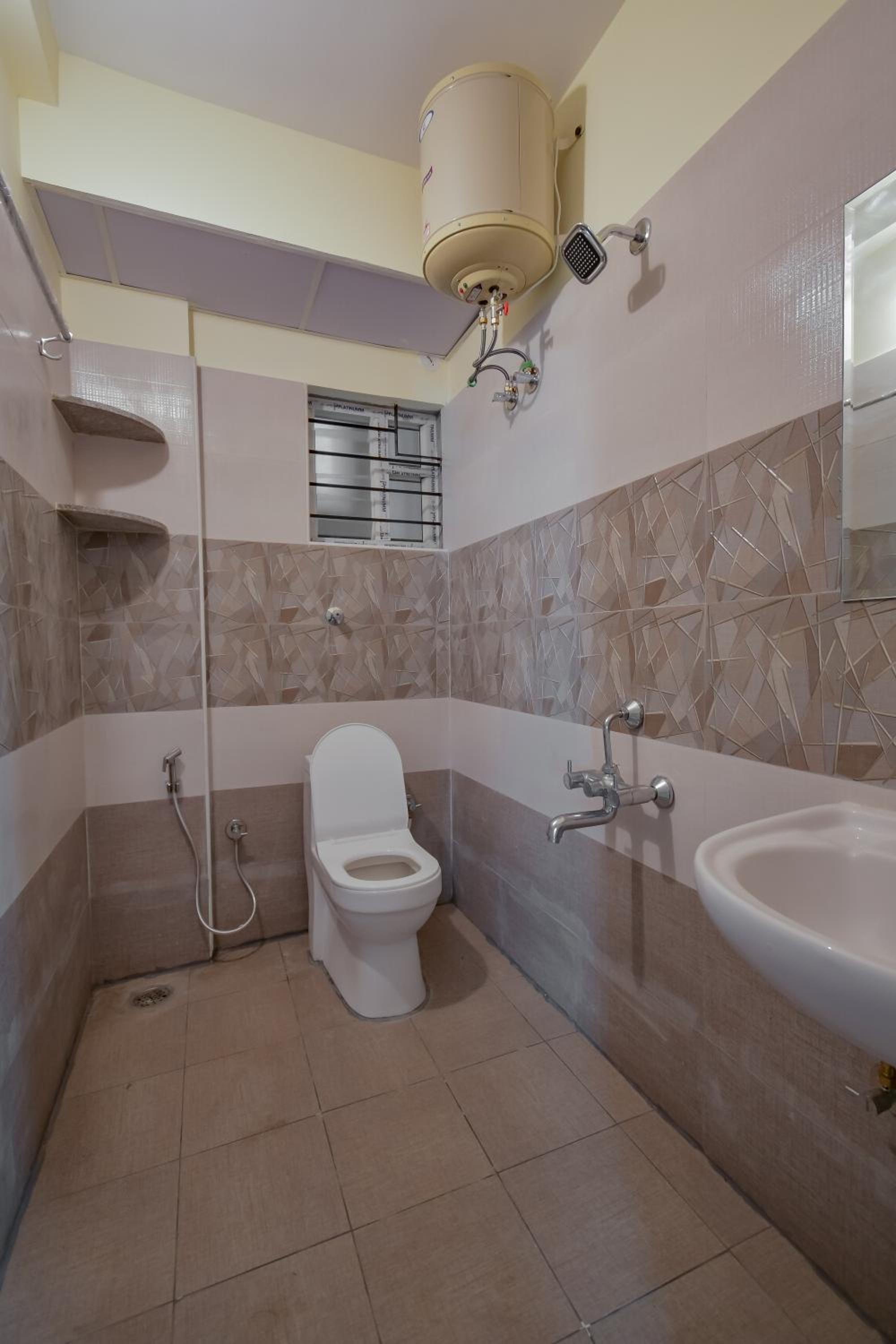 Two-Bedroom Apartment - Photo 24