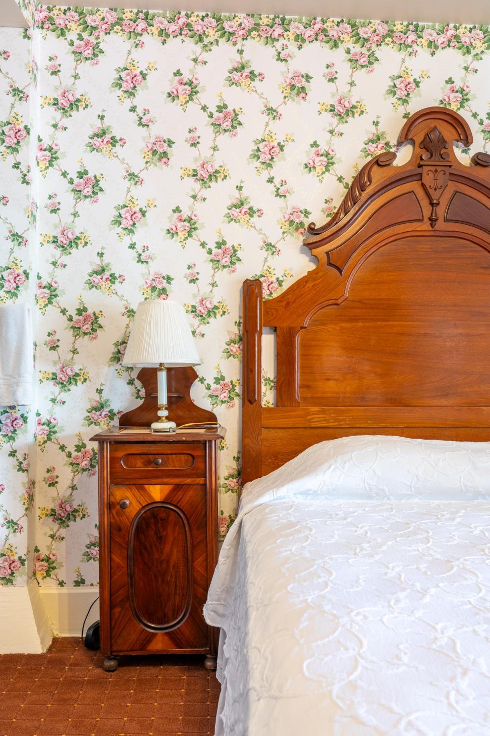 Queen Room with Courtyard View photo 3