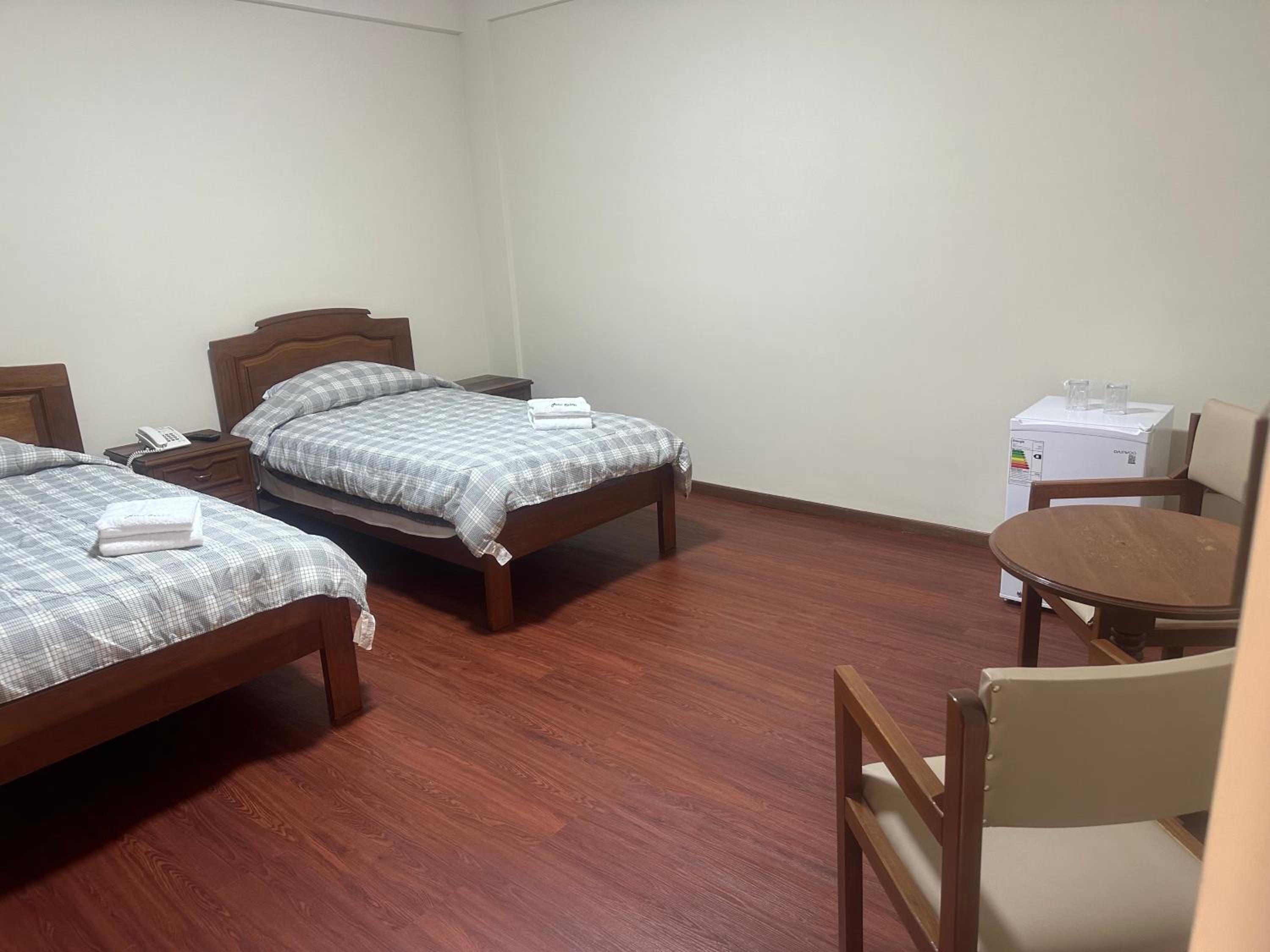 Twin Room with Private Bathroom photo 1