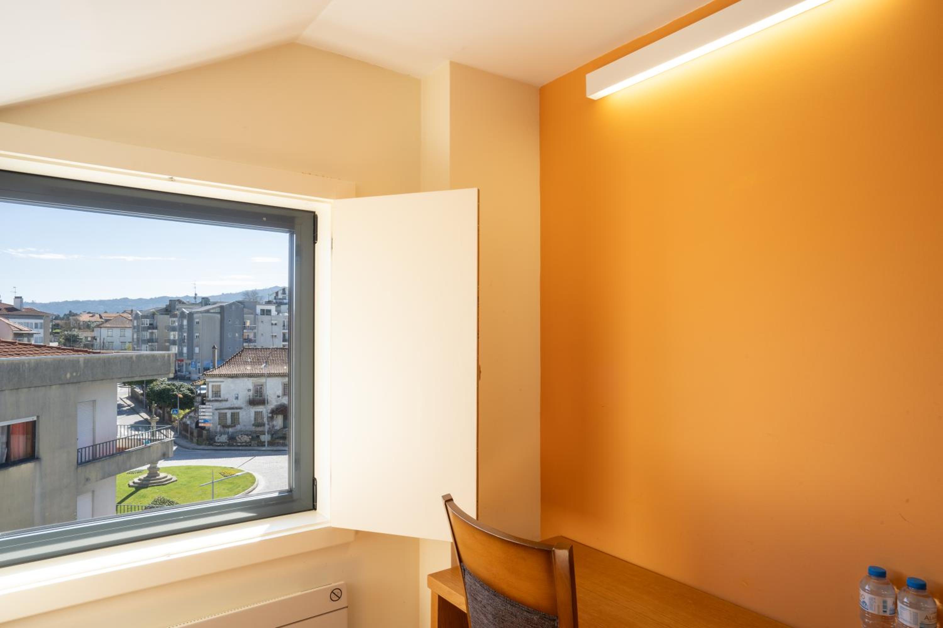 Standard Double Room - Photo 6