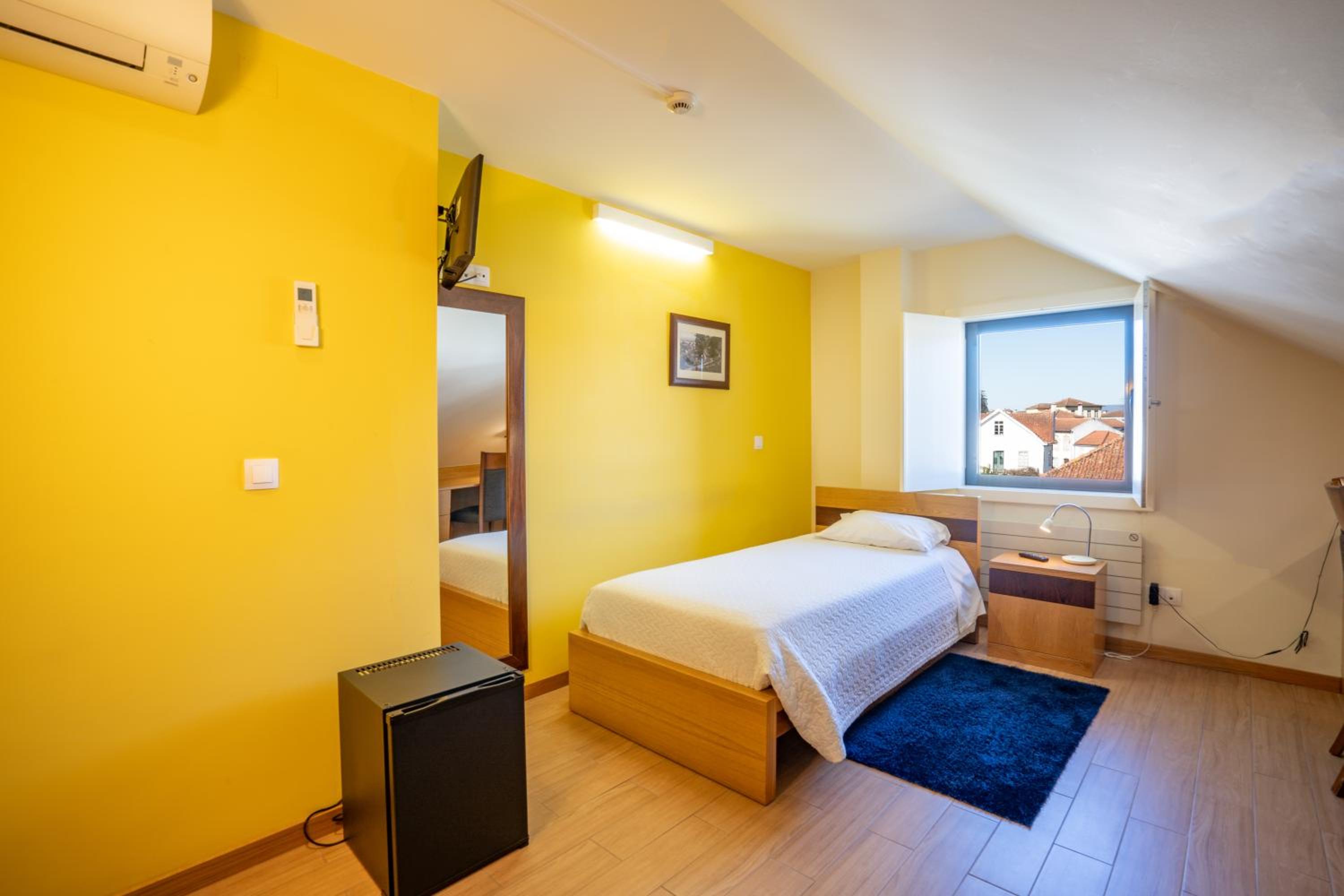 Deluxe Single Room photo 3