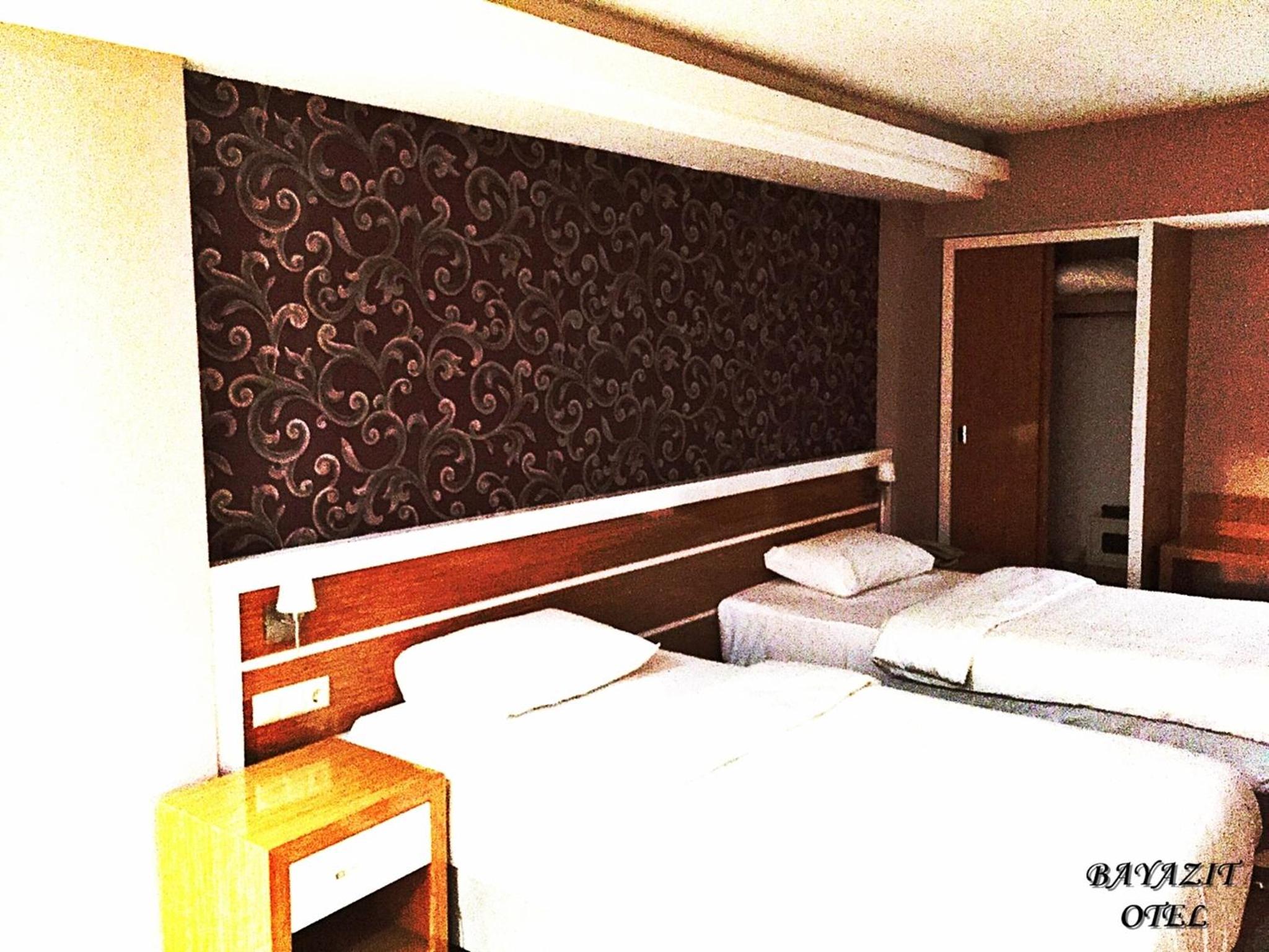 Double or Twin Room photo 2