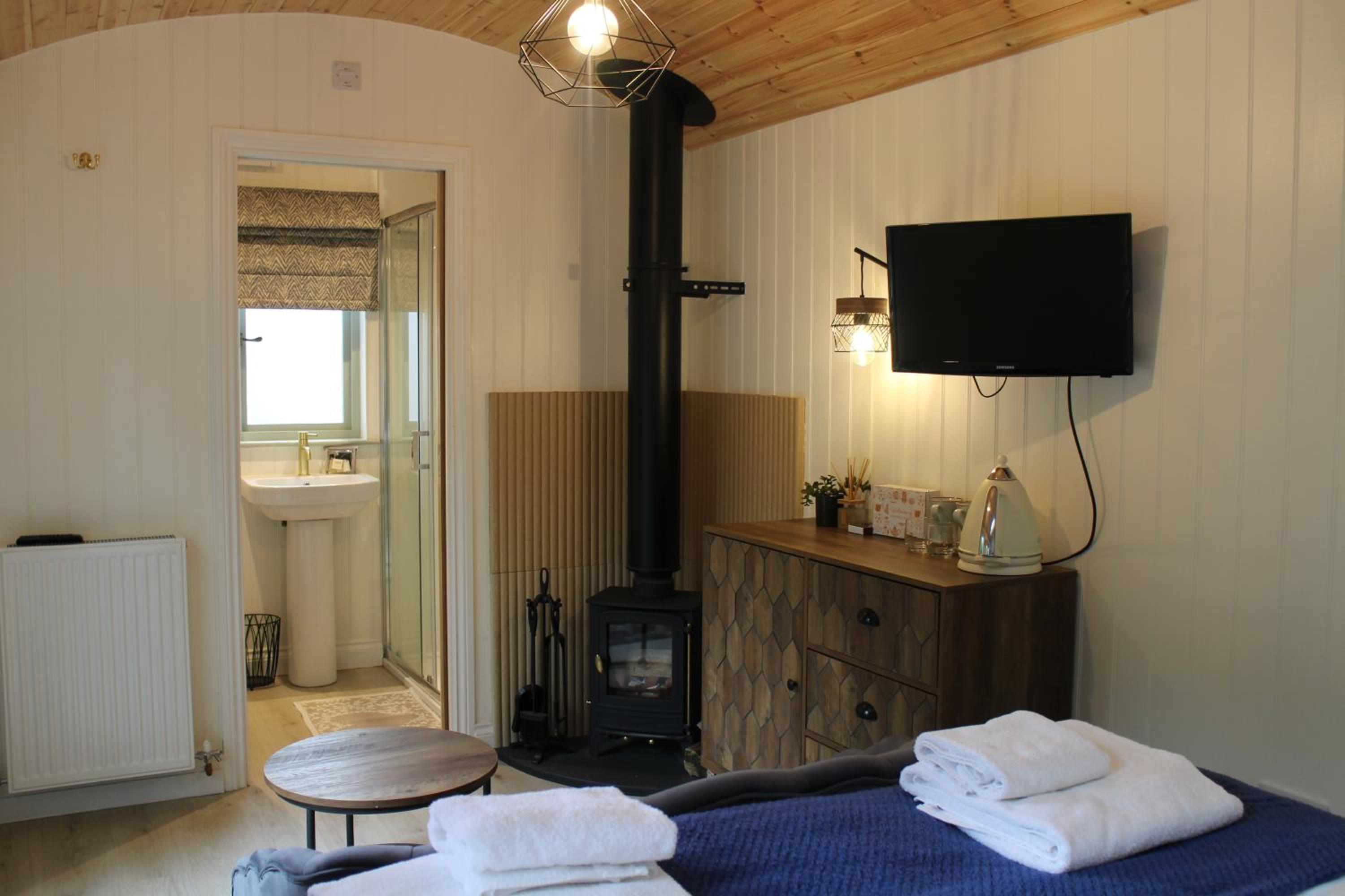Shepherds Hut photo 3