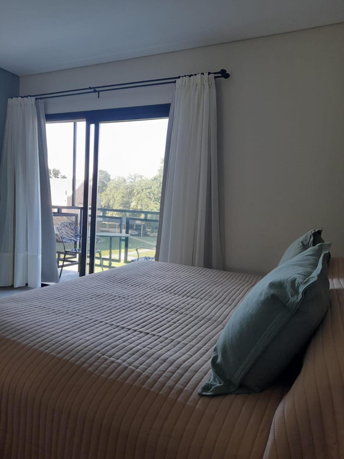 Junior Suite with Balcony photo 1