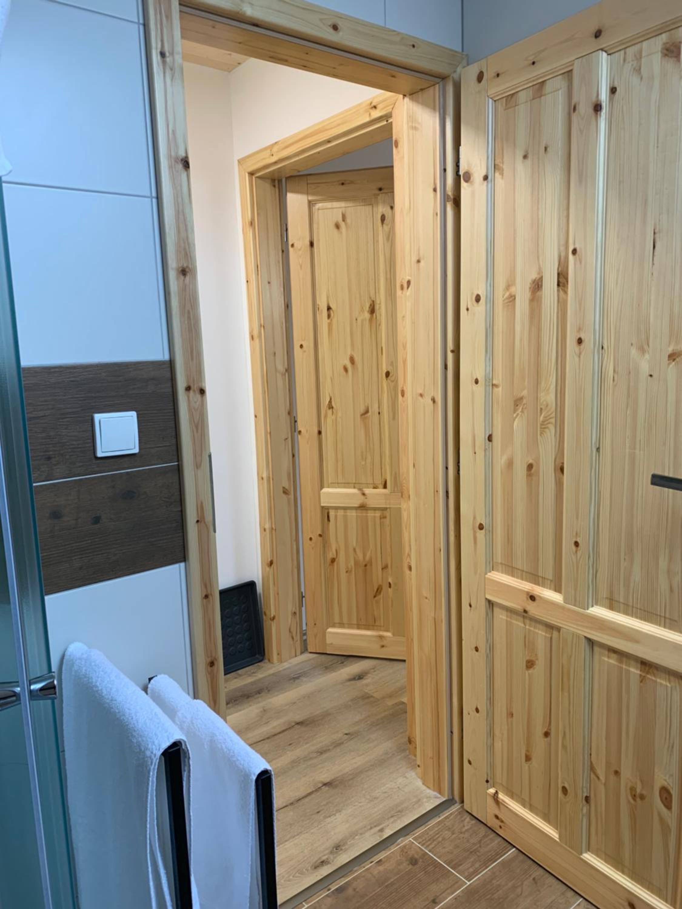 One-Bedroom Apartment - Photo 7
