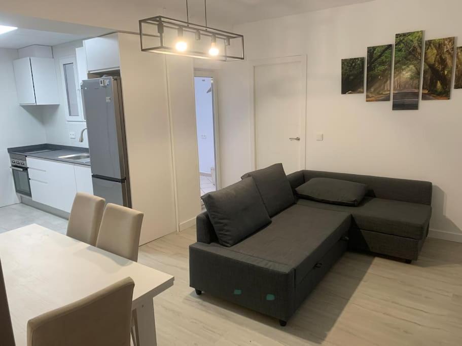 Three-Bedroom Apartment photo 2
