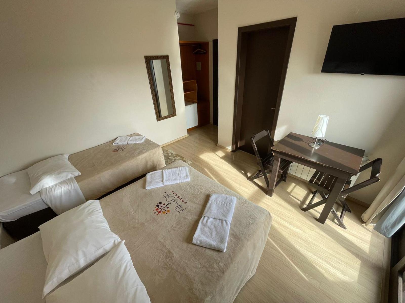 Triple Room photo 2