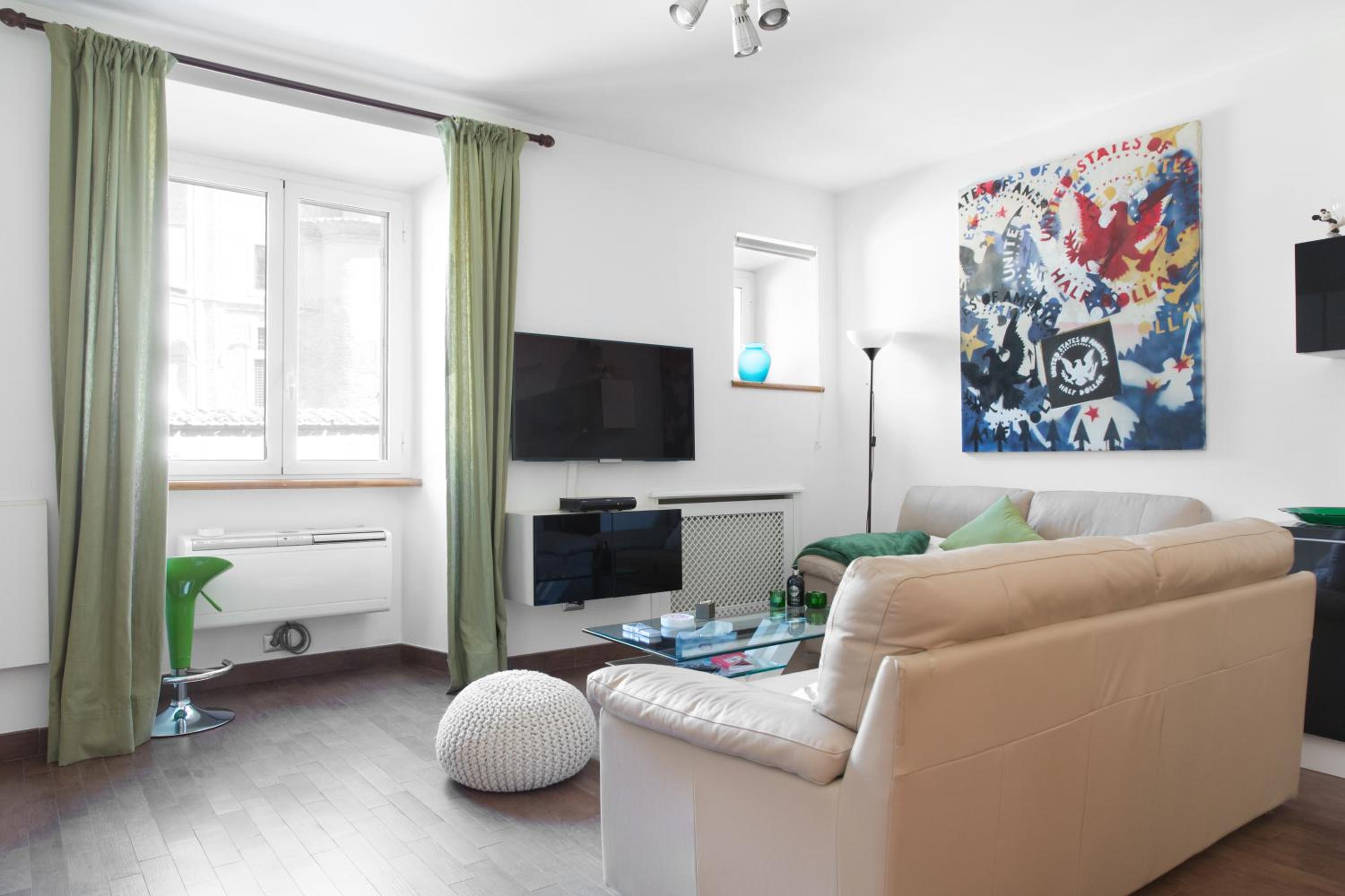 One-Bedroom Apartment with City View