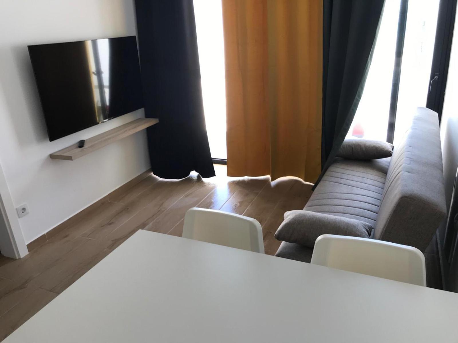 Studio Apartment With Sea View photo 2