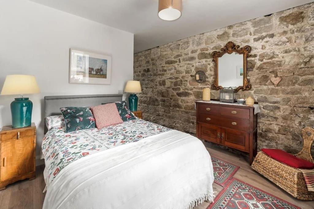 Four-Bedroom House photo 1