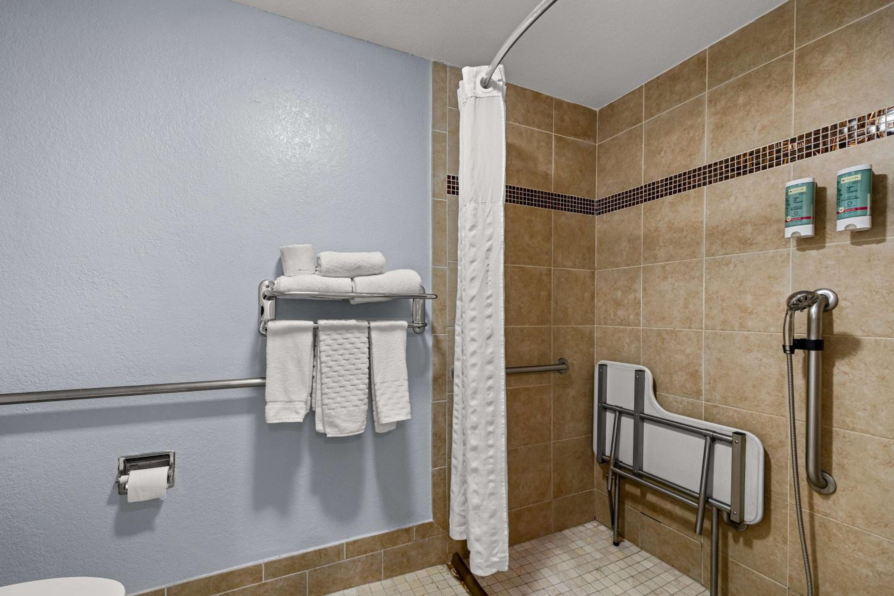 Double Room - Disability Access - Photo 2