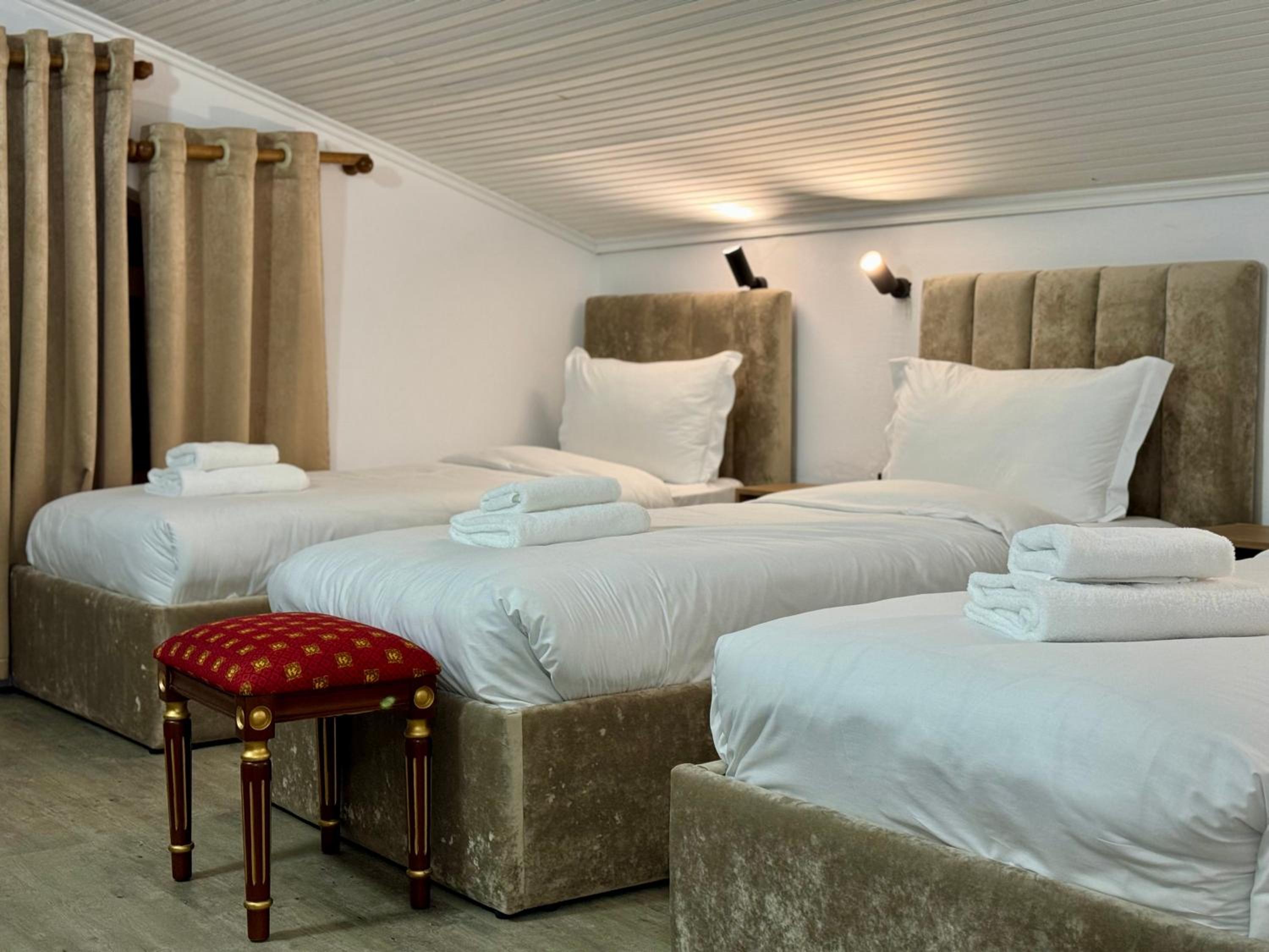 Comfort Triple Room