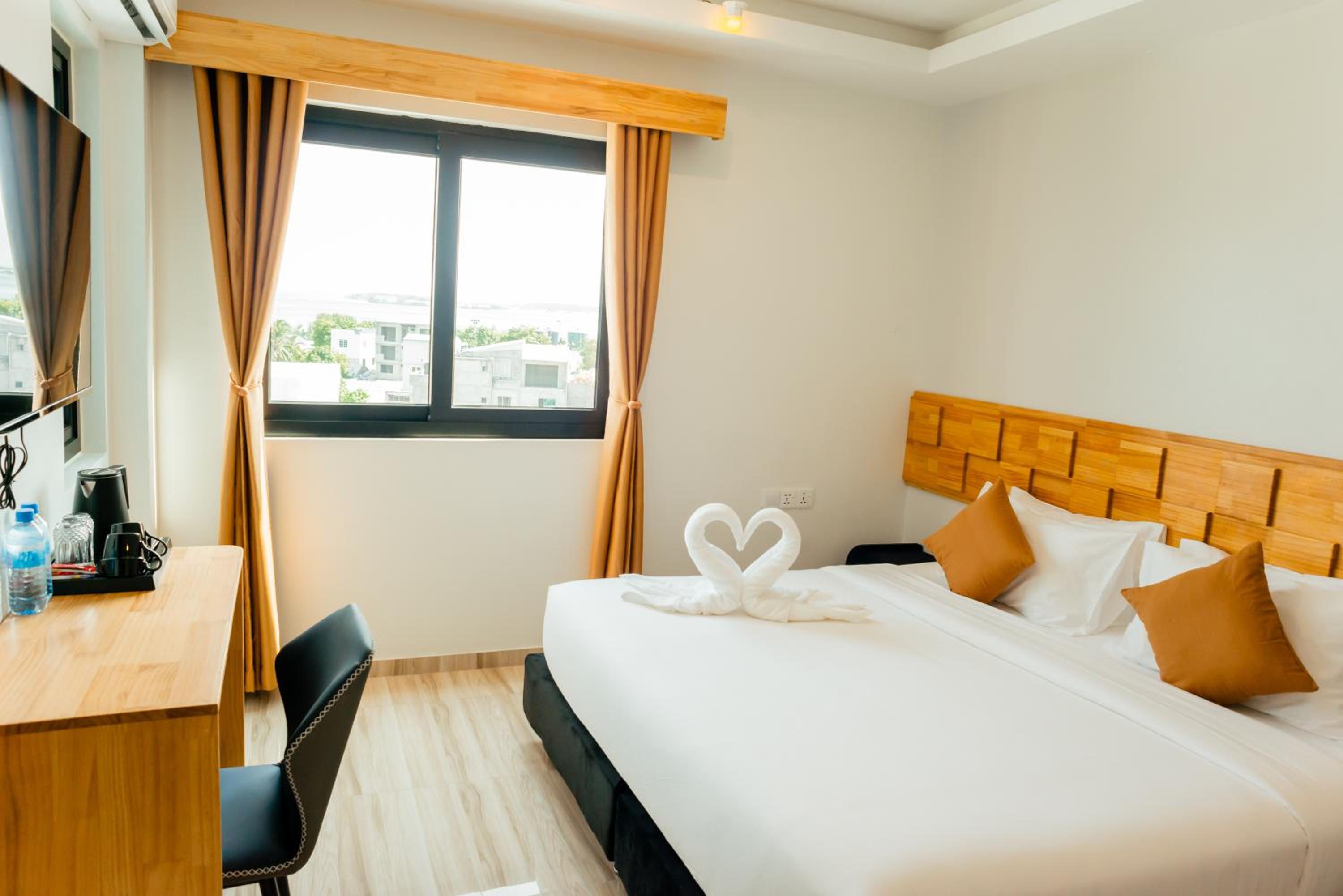 Deluxe Double Or Twin Room photo 2