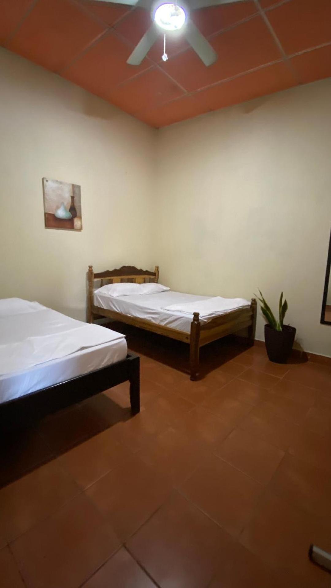 Quadruple Room with Private Bathroom photo 1