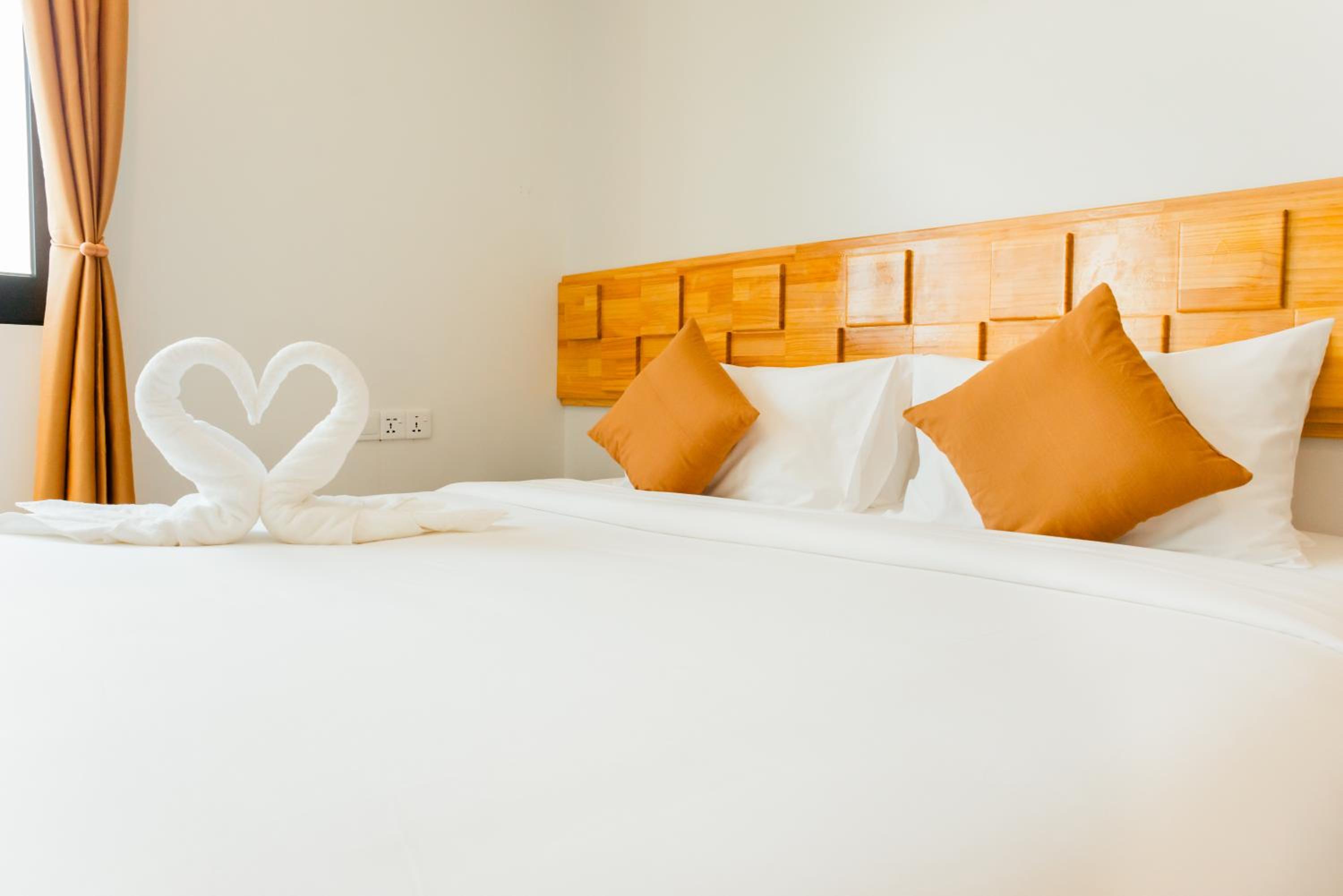 Deluxe Queen Room With Two Queen Beds
