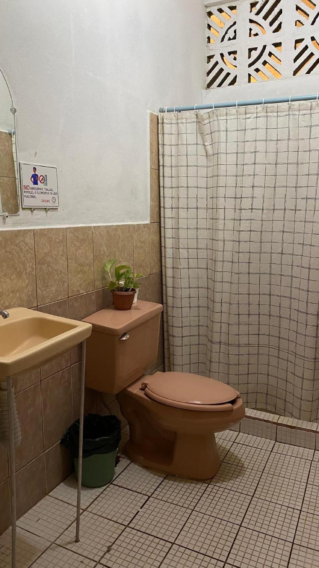 Quadruple Room with Private Bathroom photo 3