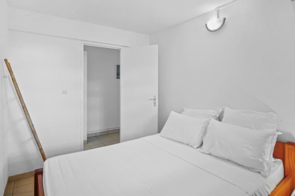 Three-Bedroom Villa photo 1