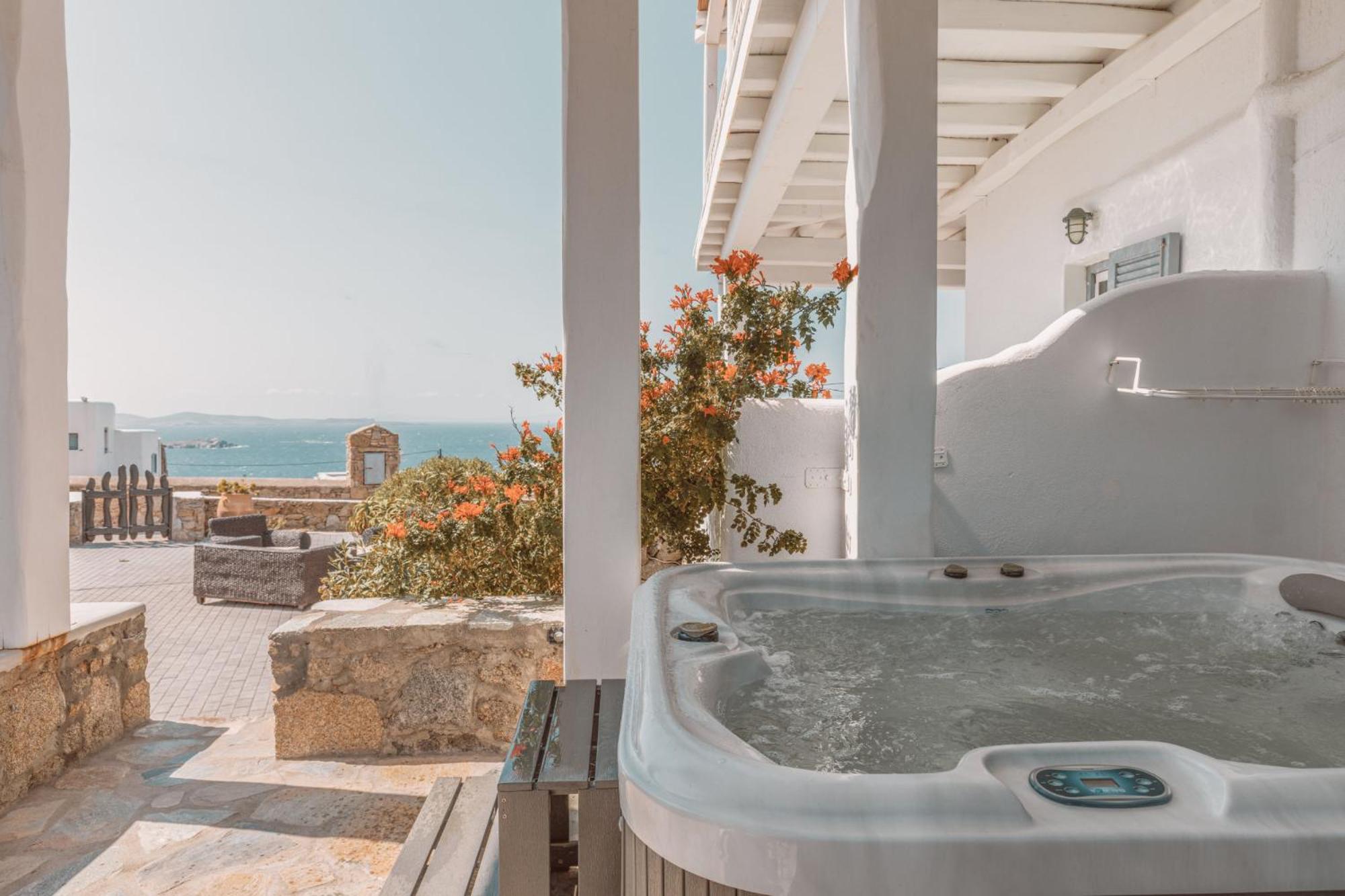 Superior Suite with Outdoor Hot Tub and Partial Sea View photo 2