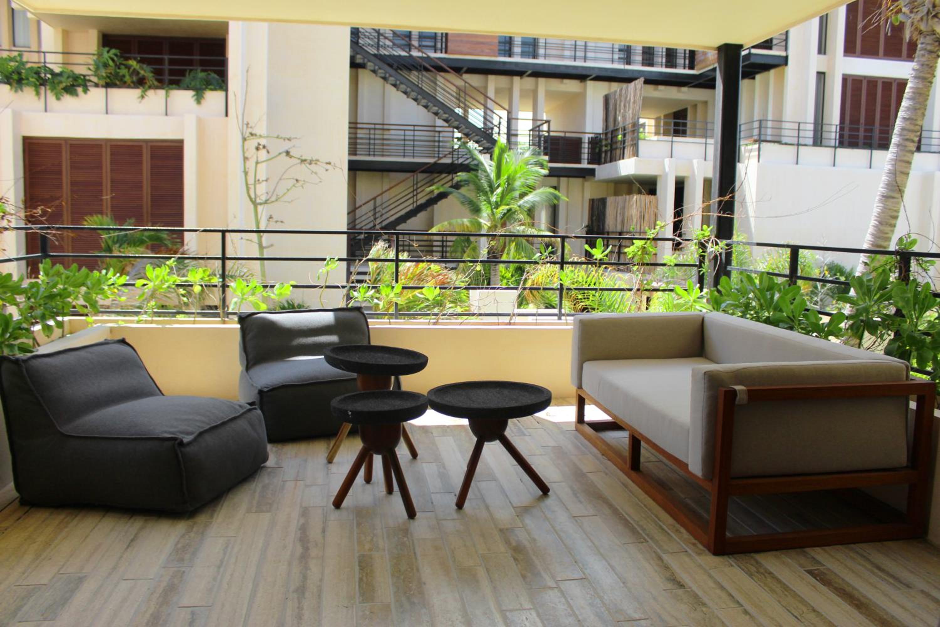 One-Bedroom Apartment - Photo 5