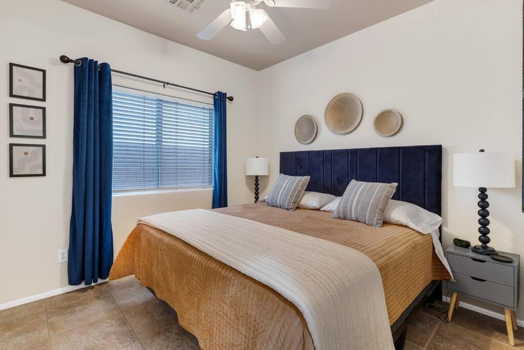 Four-Bedroom House photo 3