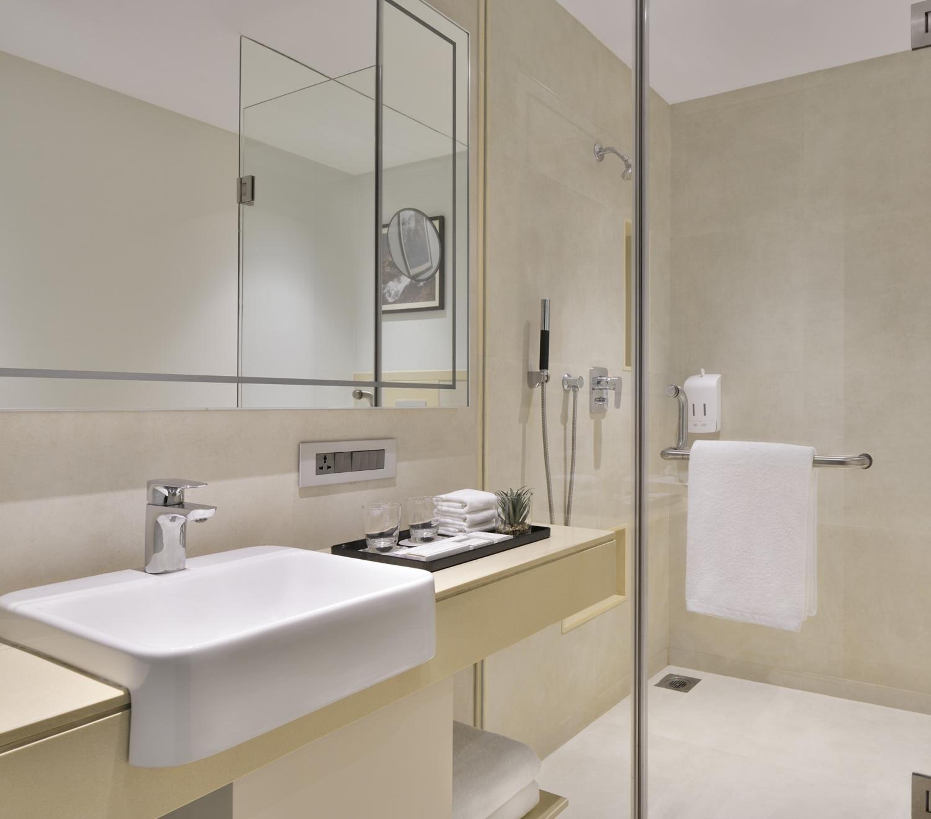 Two Bedroom Premier - Evening Tea /Coffee service with Cookies - Photo 7