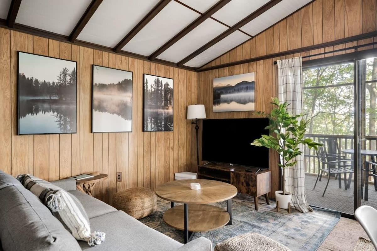 Family Room photo 1