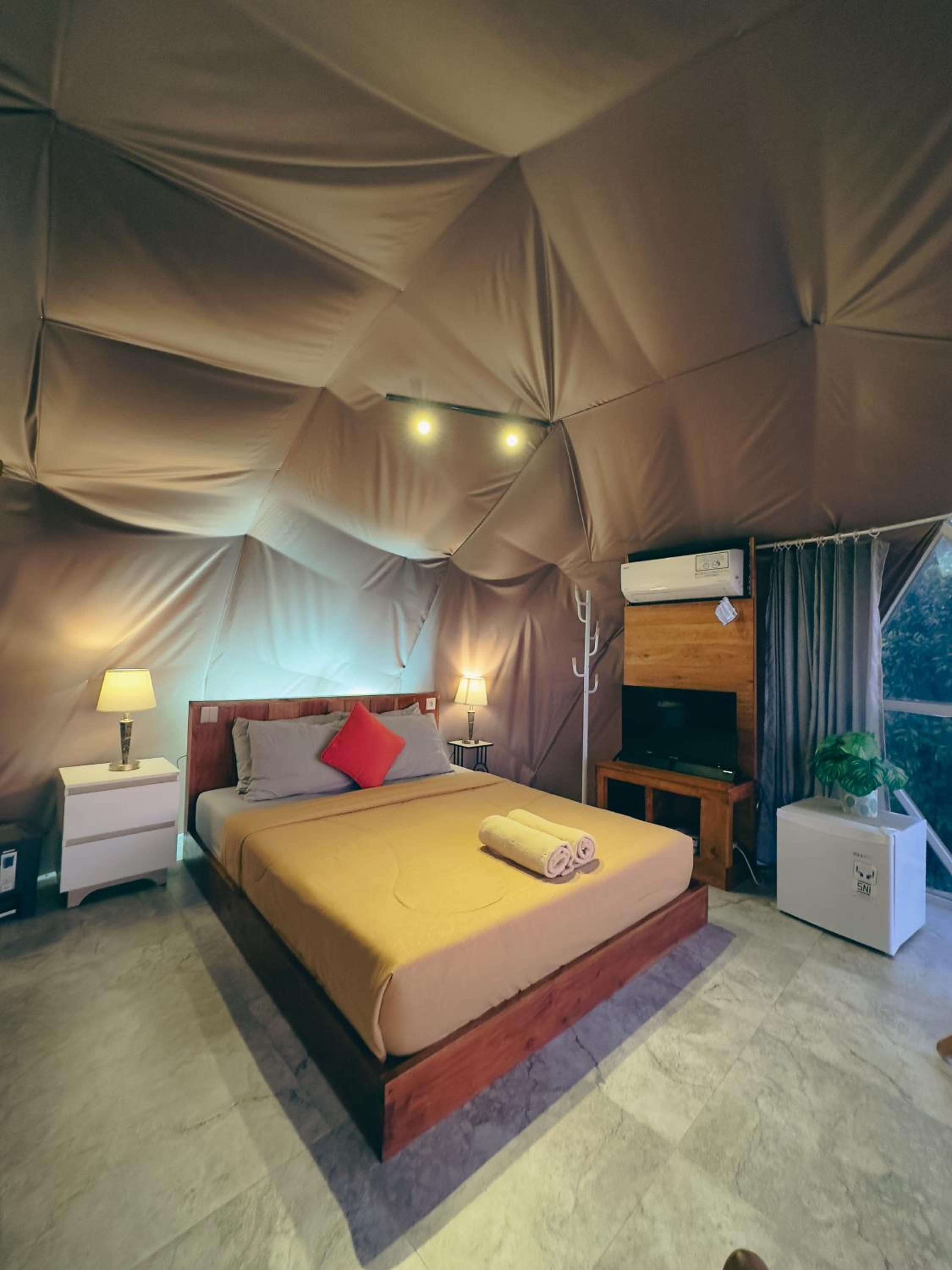 Tent Room Mountain View - Photo 2