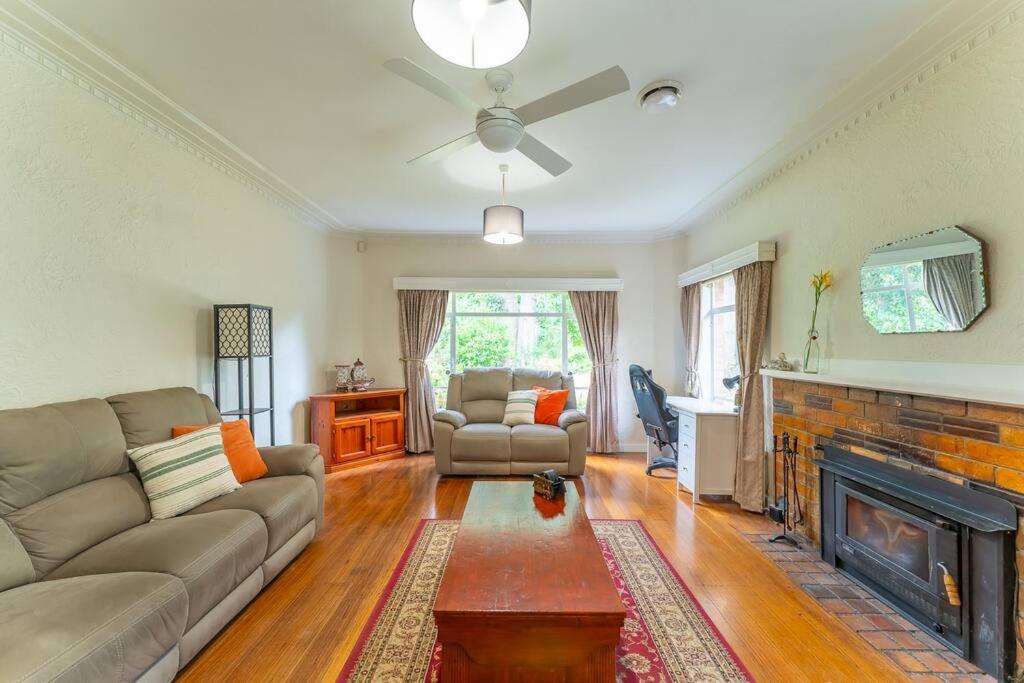 Three-Bedroom House photo 2