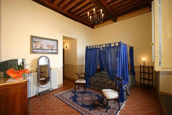 Double Room - Photo 3