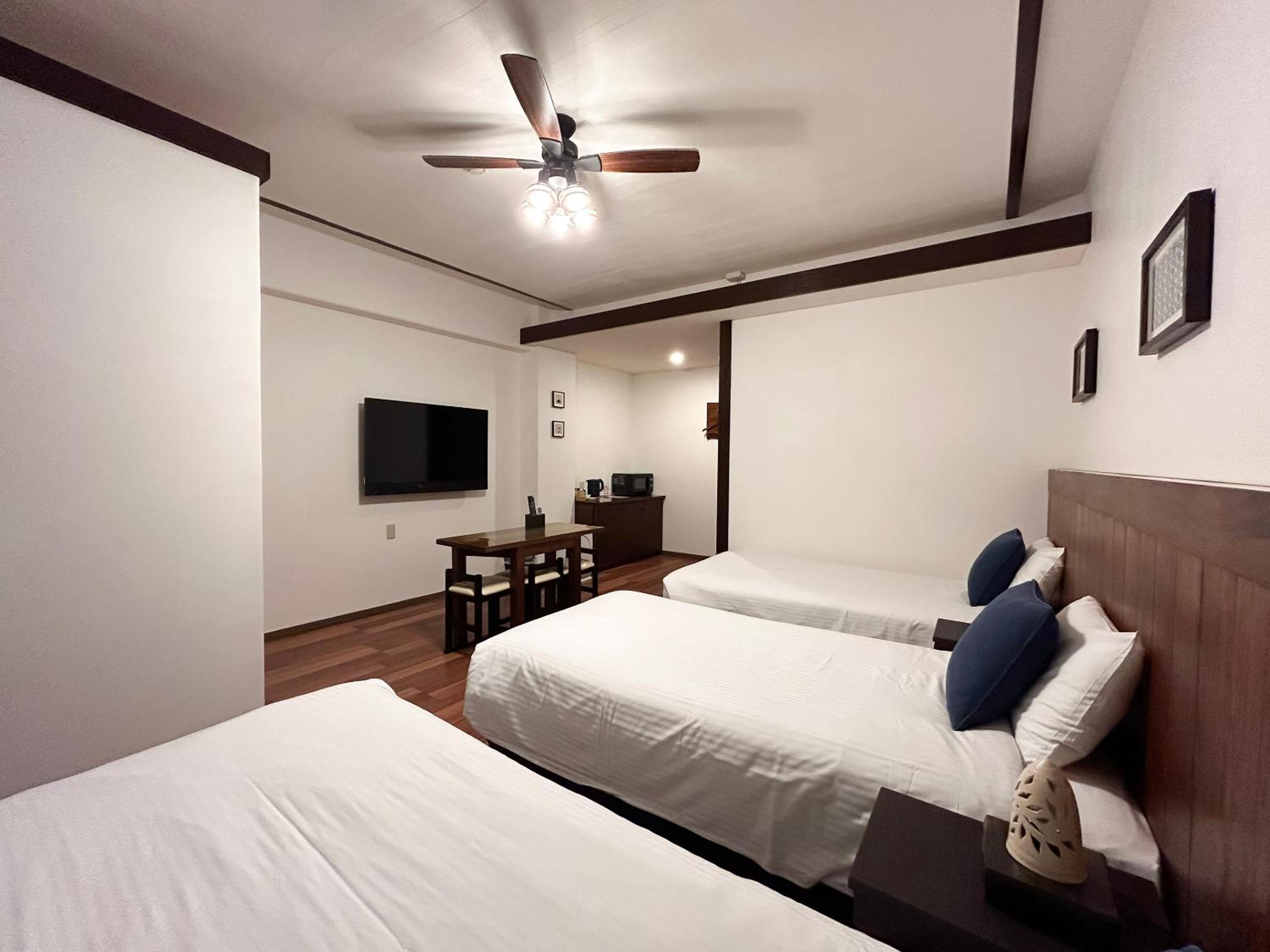 Triple Room photo 1