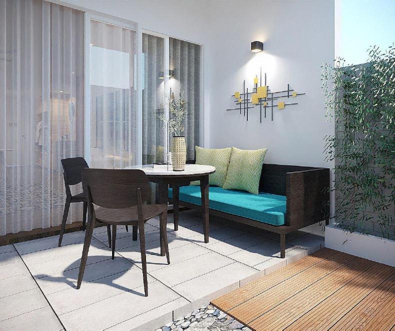 Premier King Room with Courtyard - Photo 5