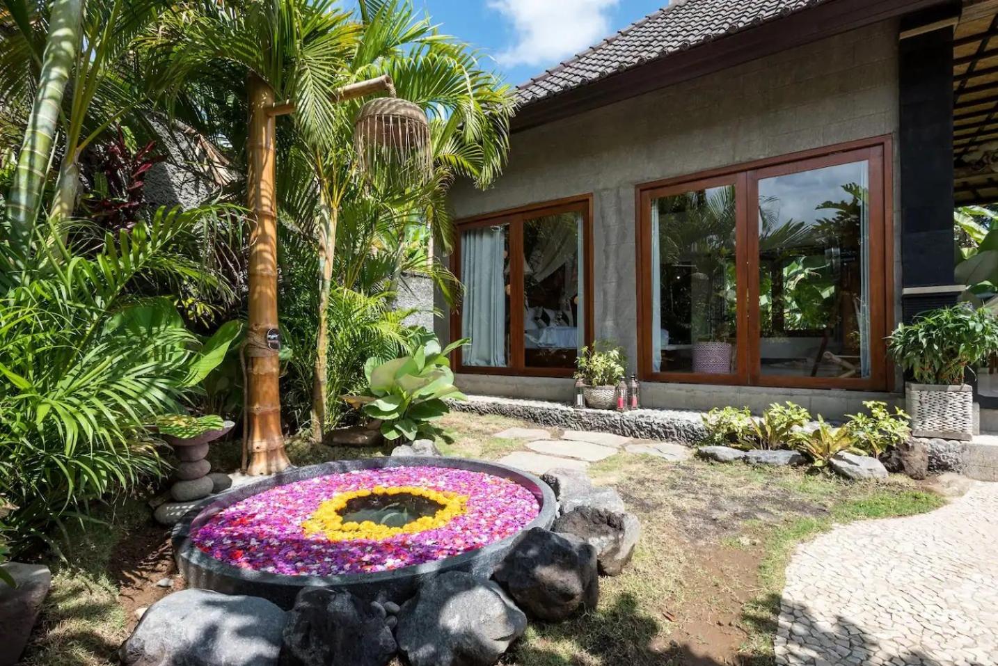  Villa Nirvana - Photo 3