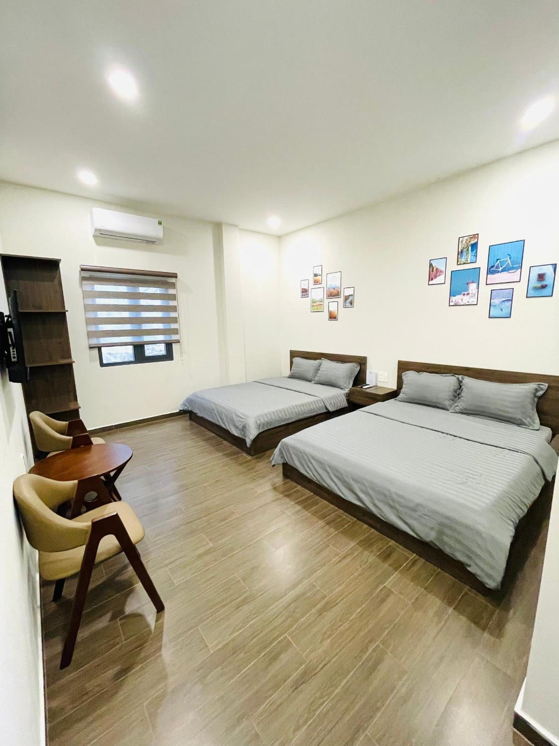 Quadruple Room with Private Bathroom - Photo 2