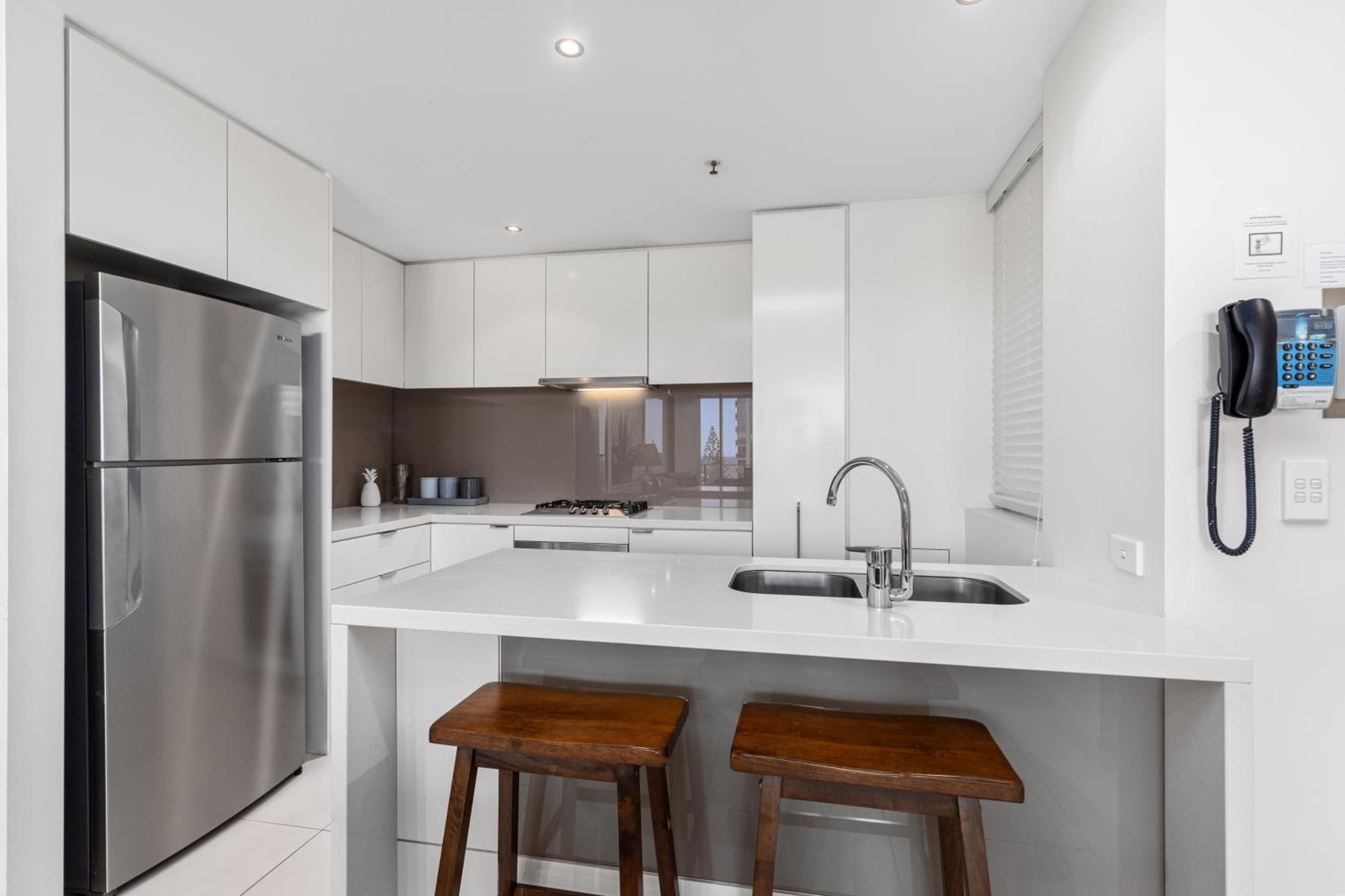 One-Bedroom Apartment with Garden View - Photo 11