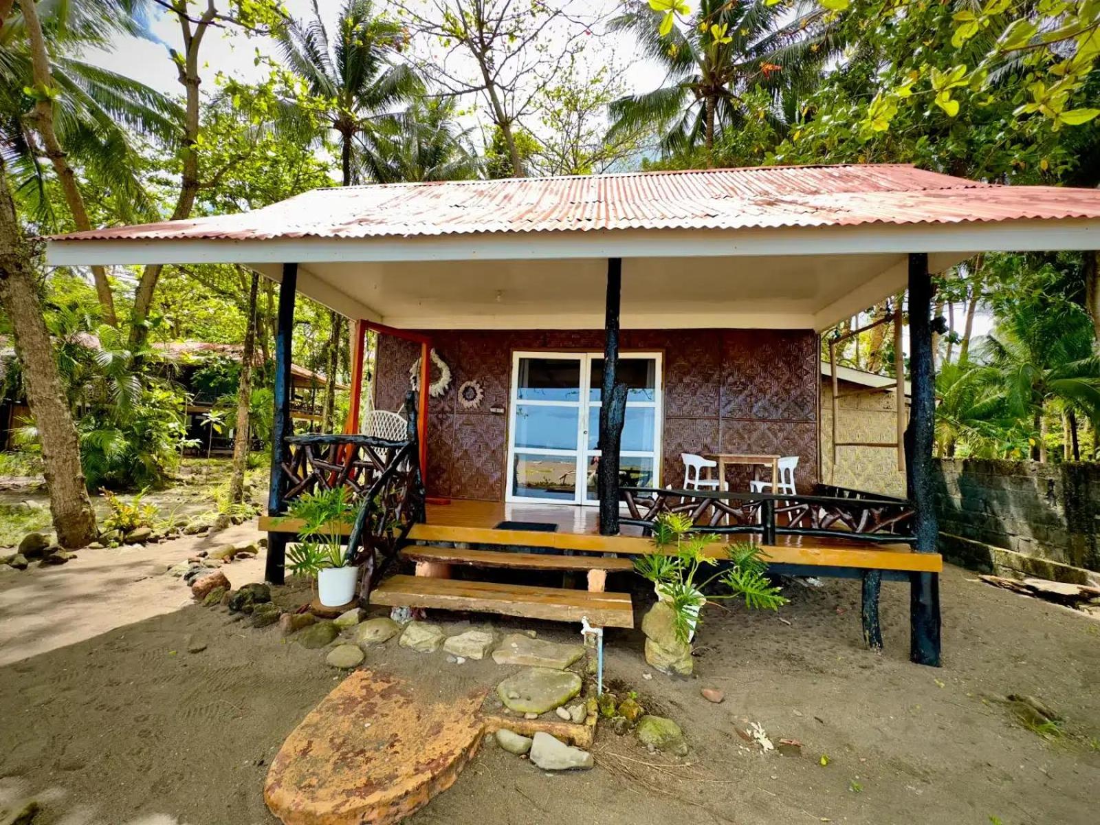 Bungalow - Beach Front photo 3